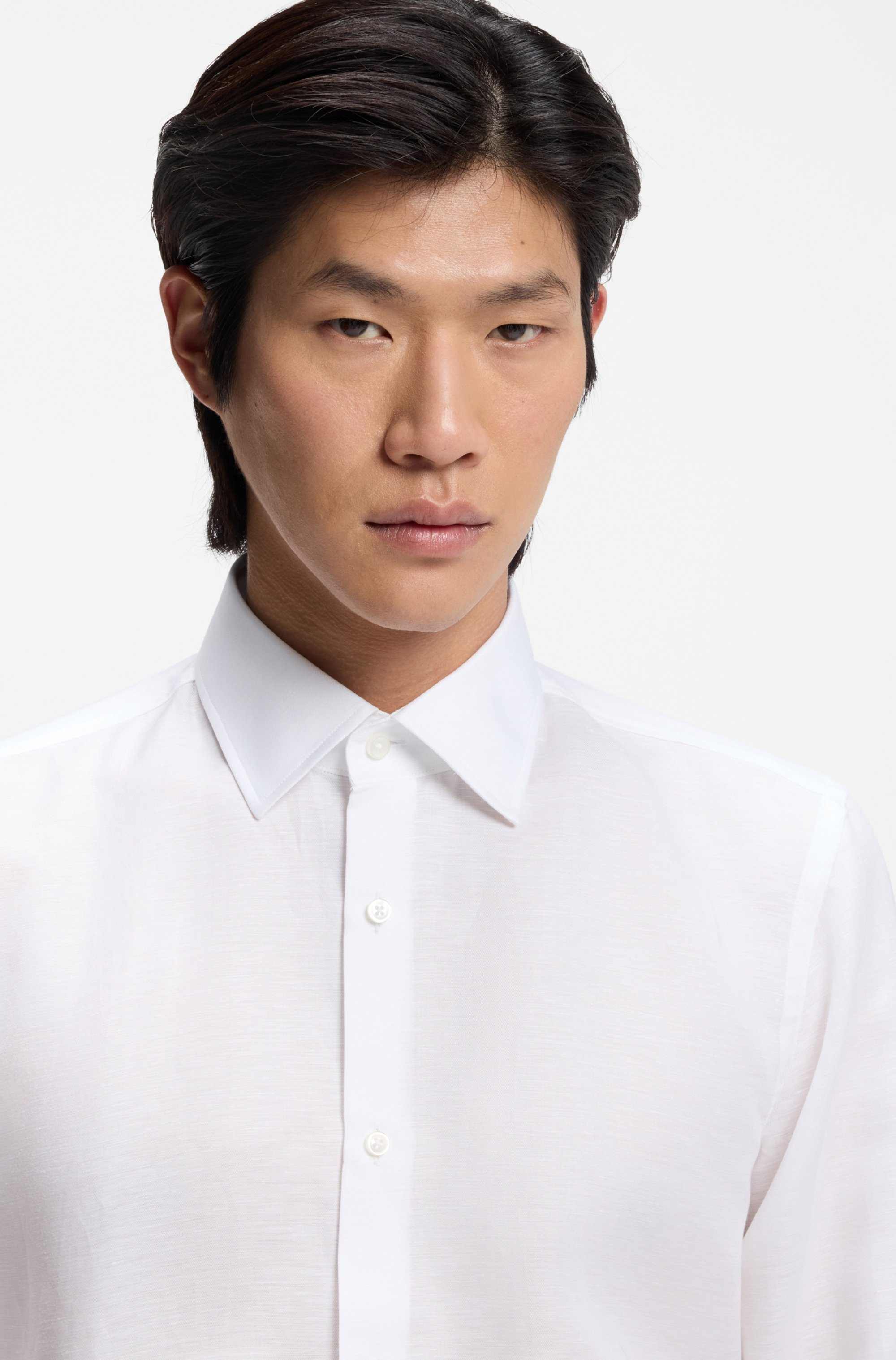 Slim-fit shirt in linen-blend twill