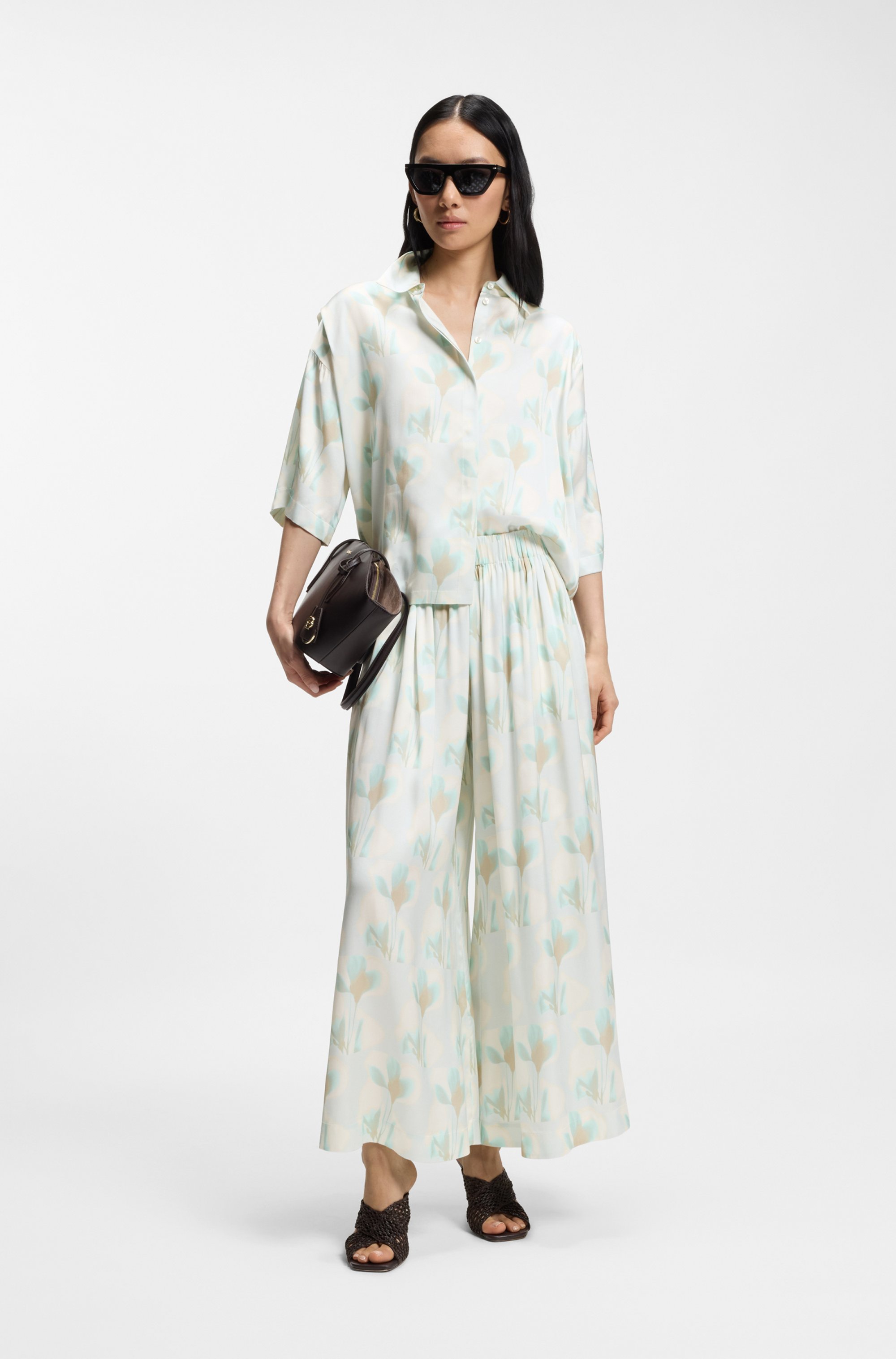Wide-leg oversized-fit trousers with floral print