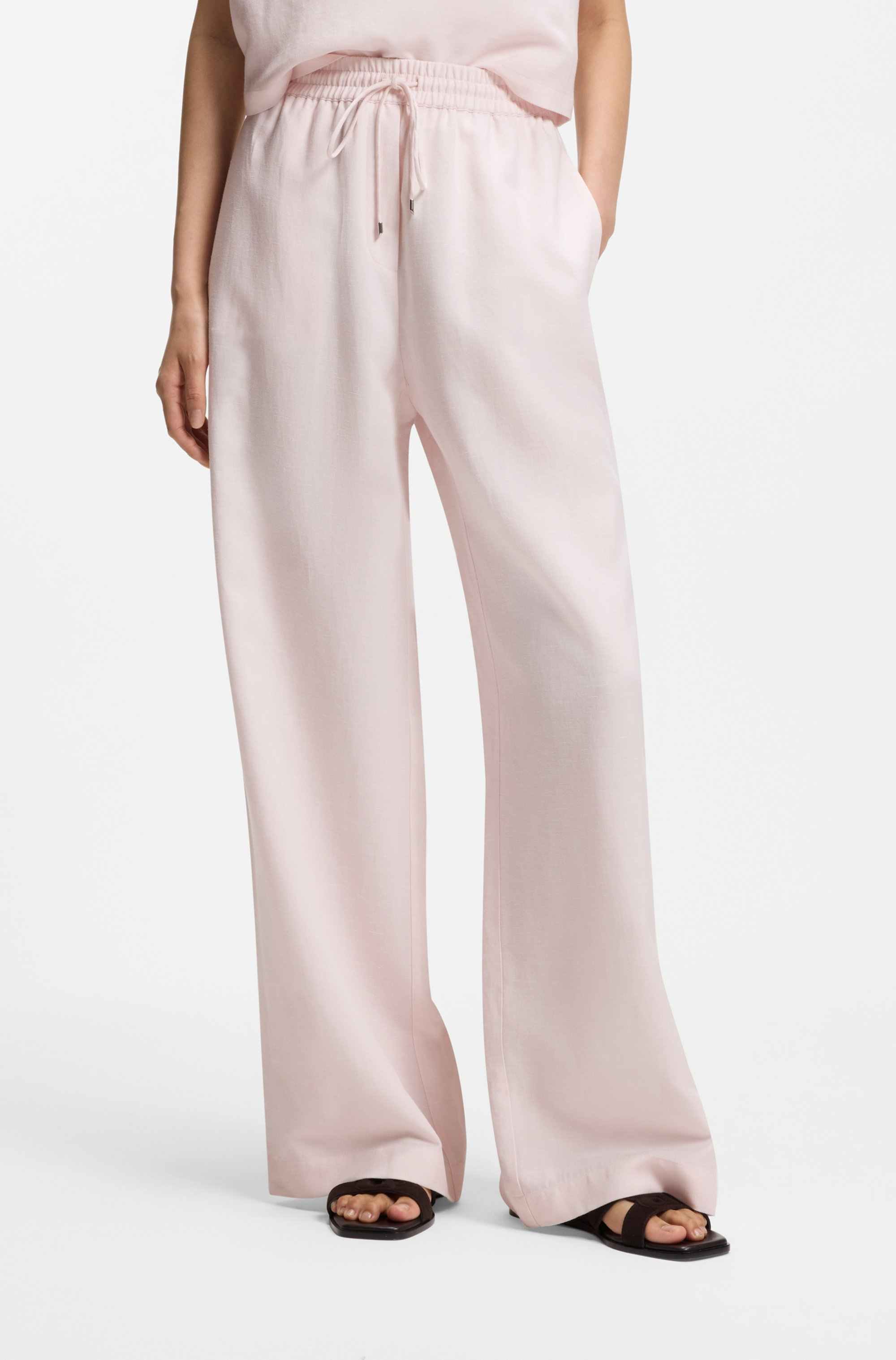 Wide-leg trousers with elasticated waistband
