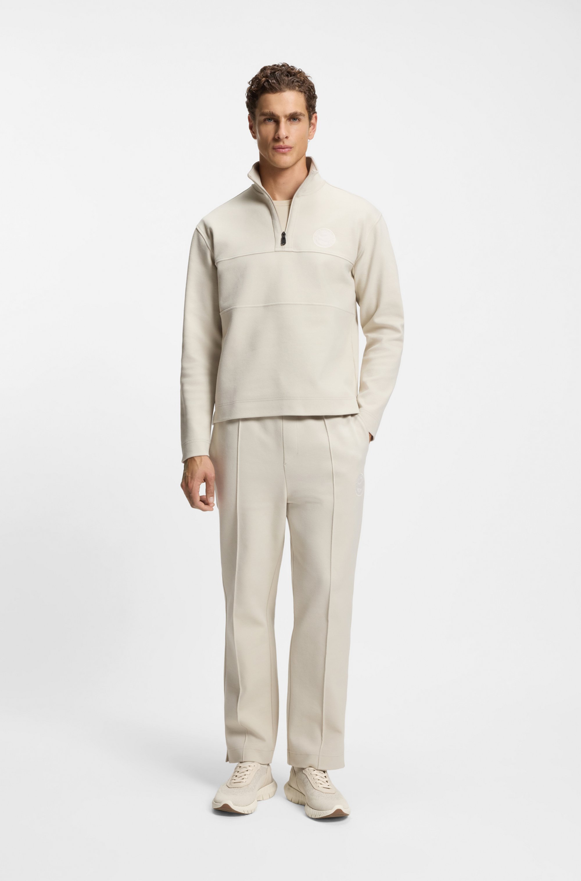 Sock trainers with knitted uppers