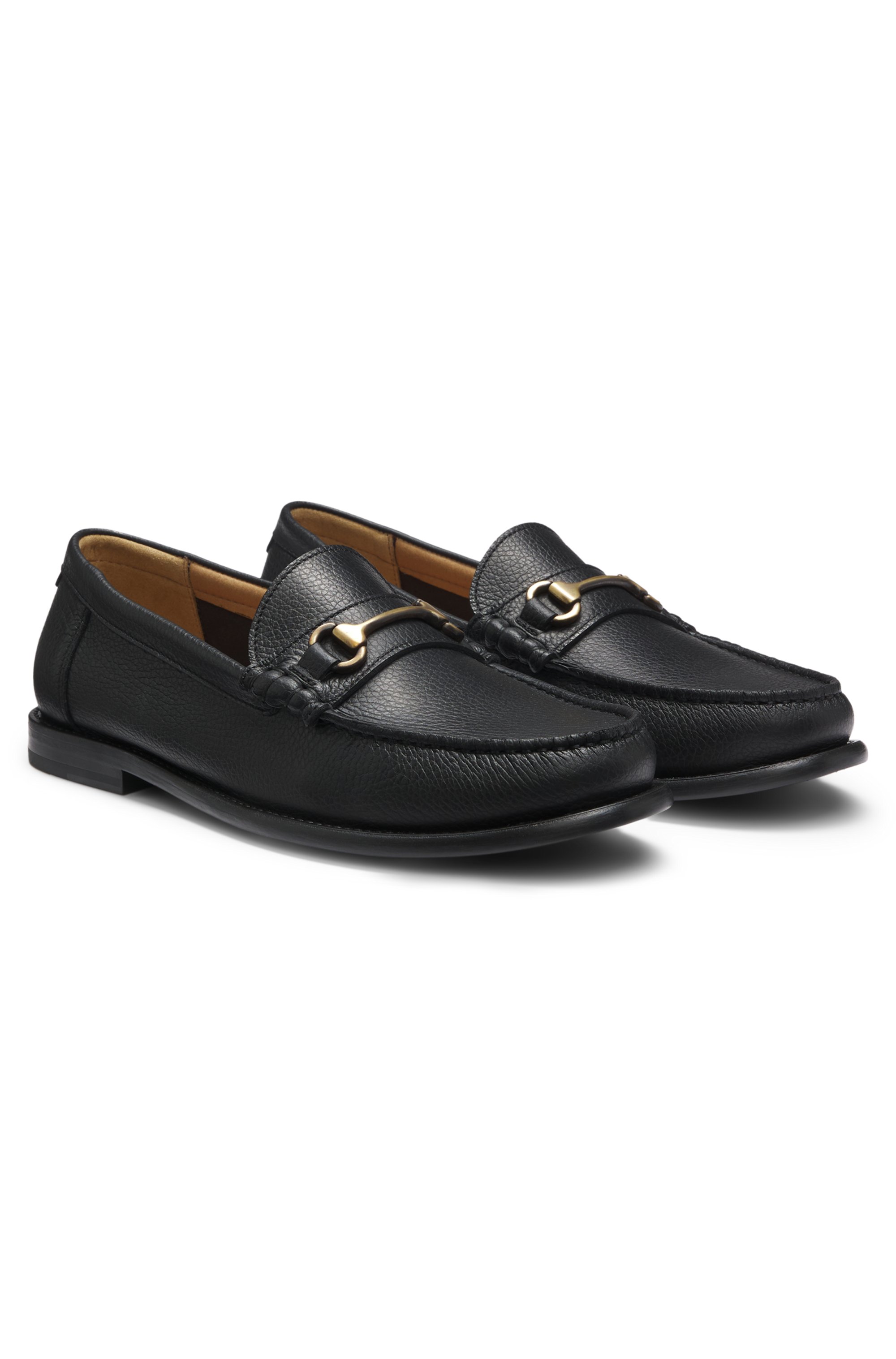 Moccasins in tumbled leather with metallic trim