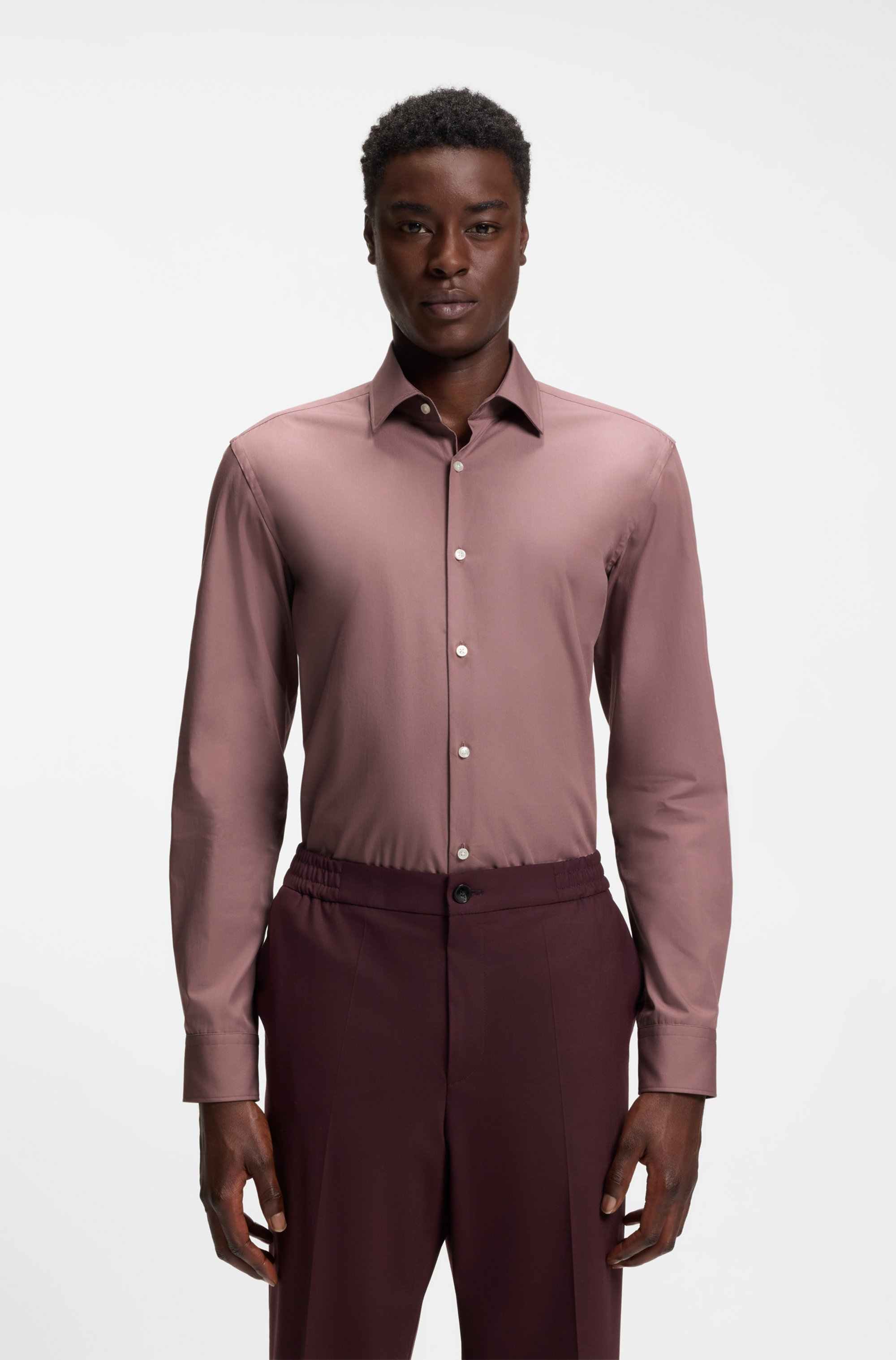 Slim-fit shirt in easy-iron cotton poplin
