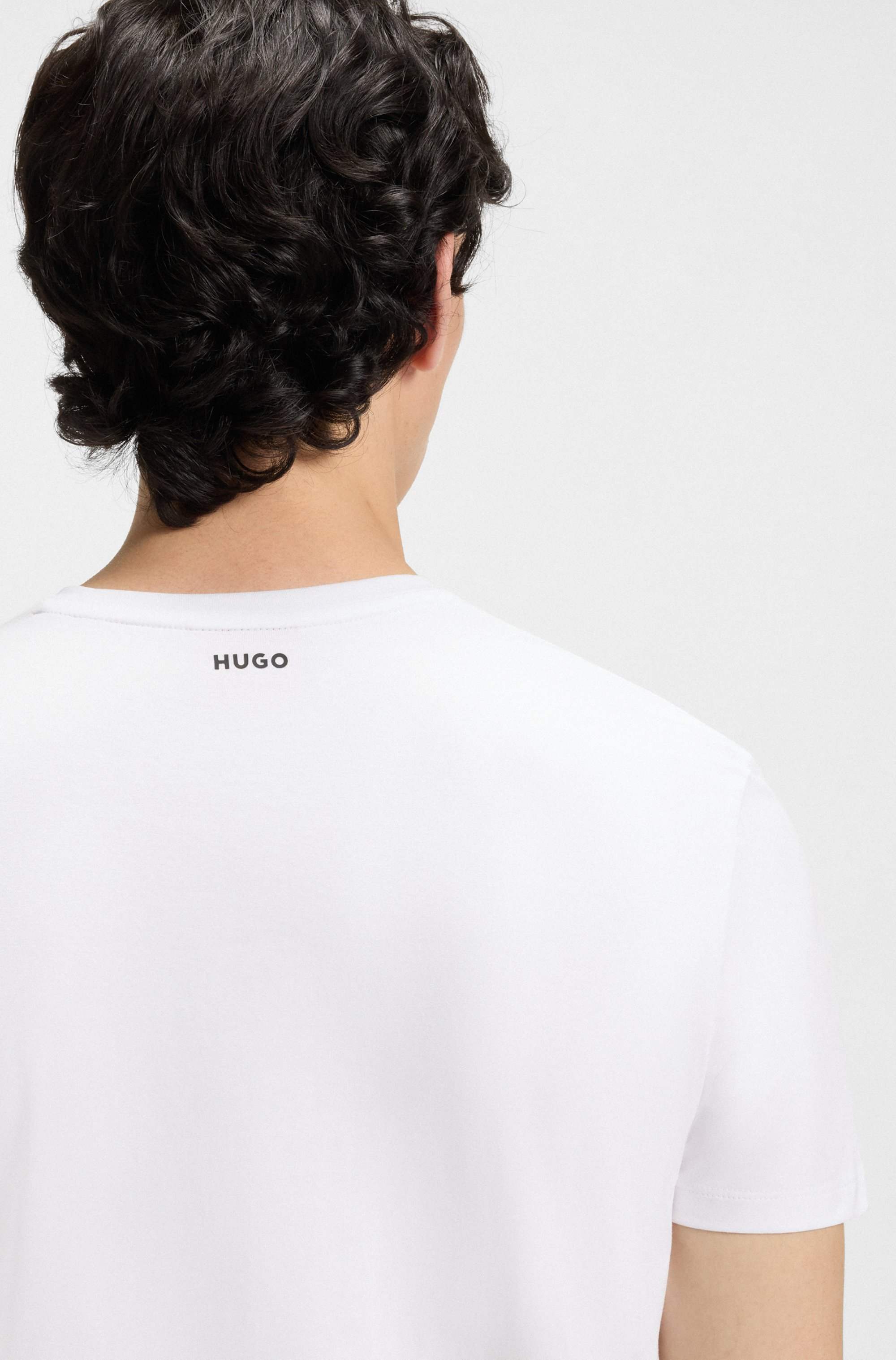Two-pack of V-neck T-shirts in stretch cotton