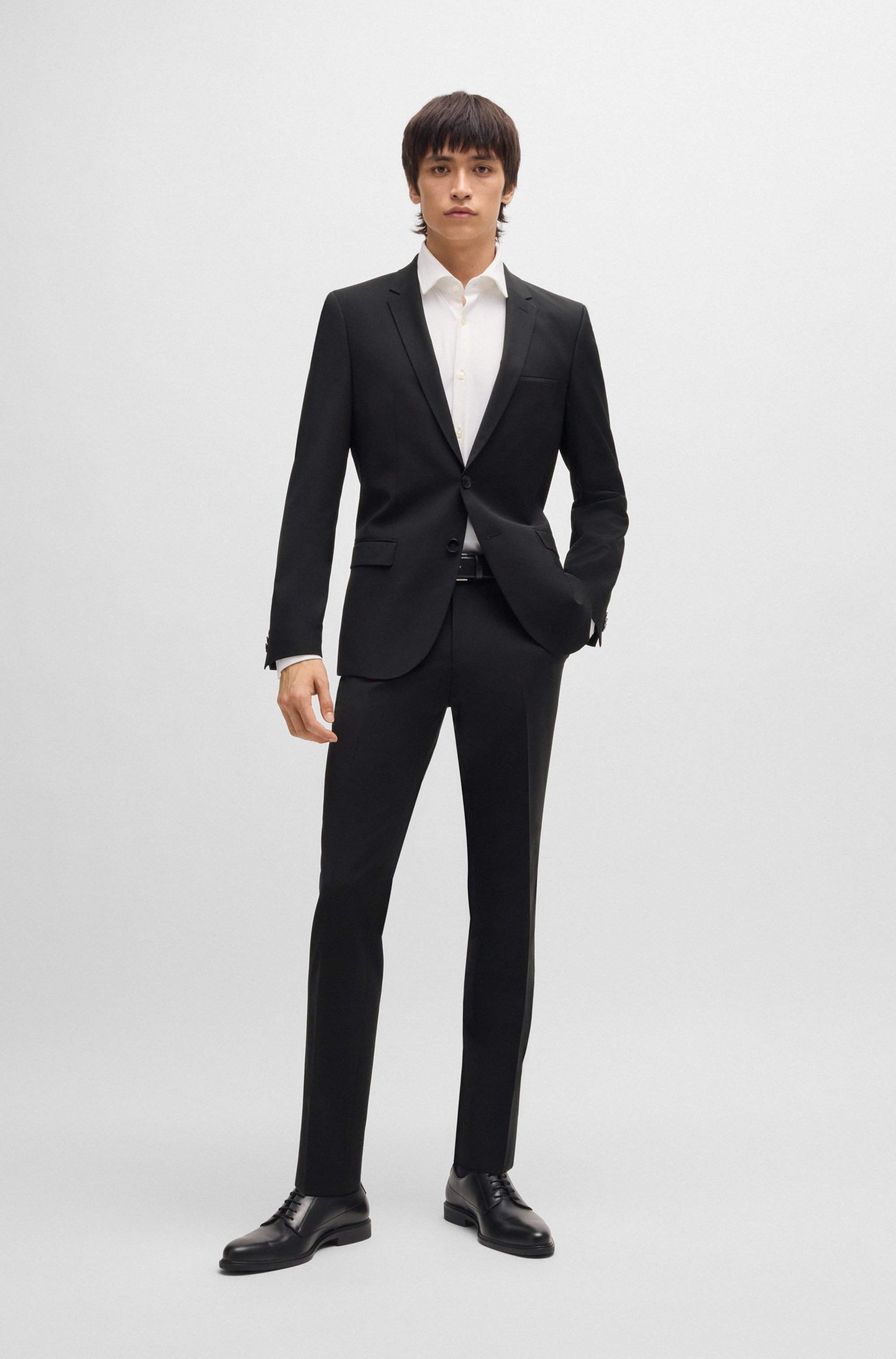 Extra-slim-fit suit in a wool blend