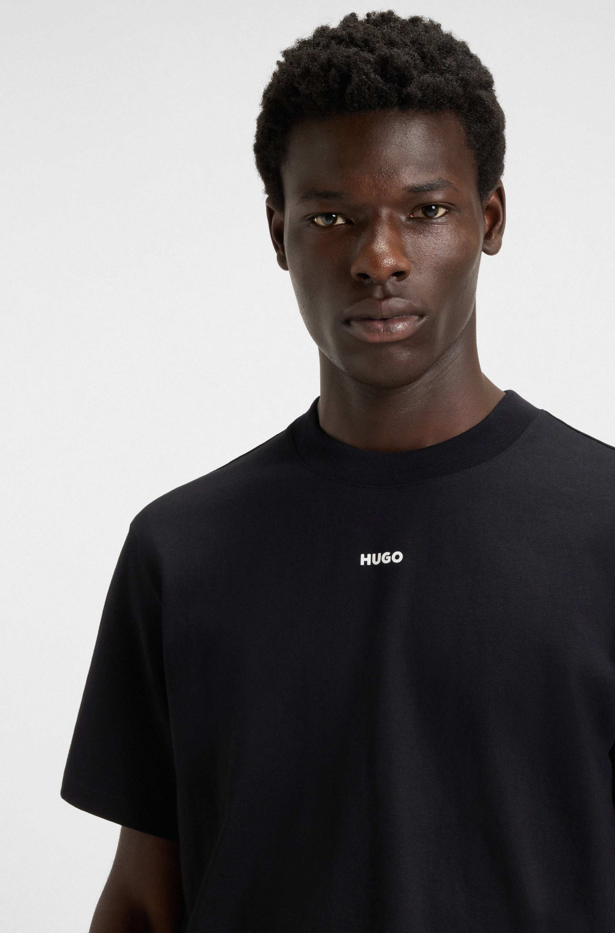 Relaxed-fit T-shirt in cotton with logo print