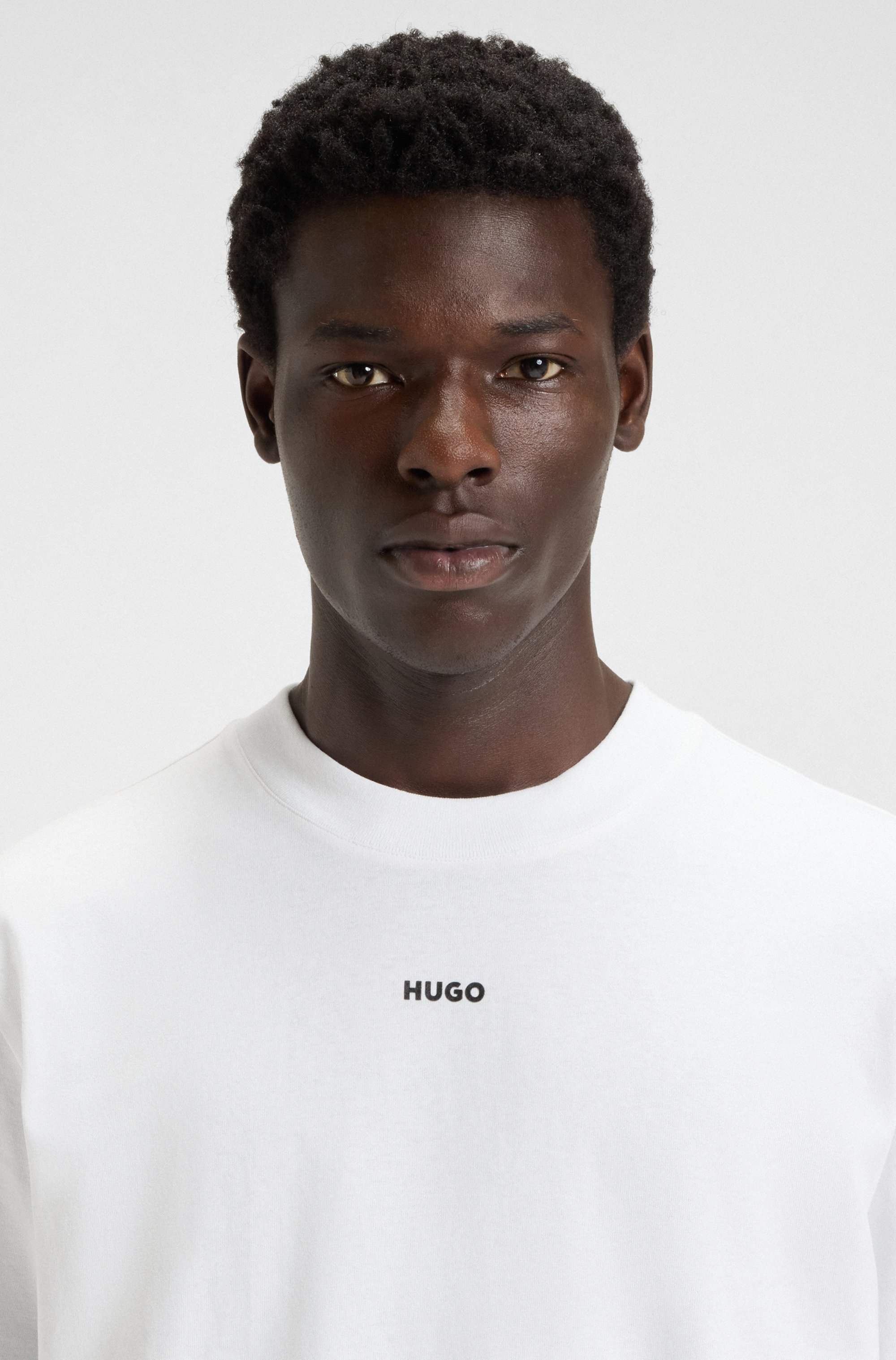 Relaxed-fit T-shirt in cotton with logo print