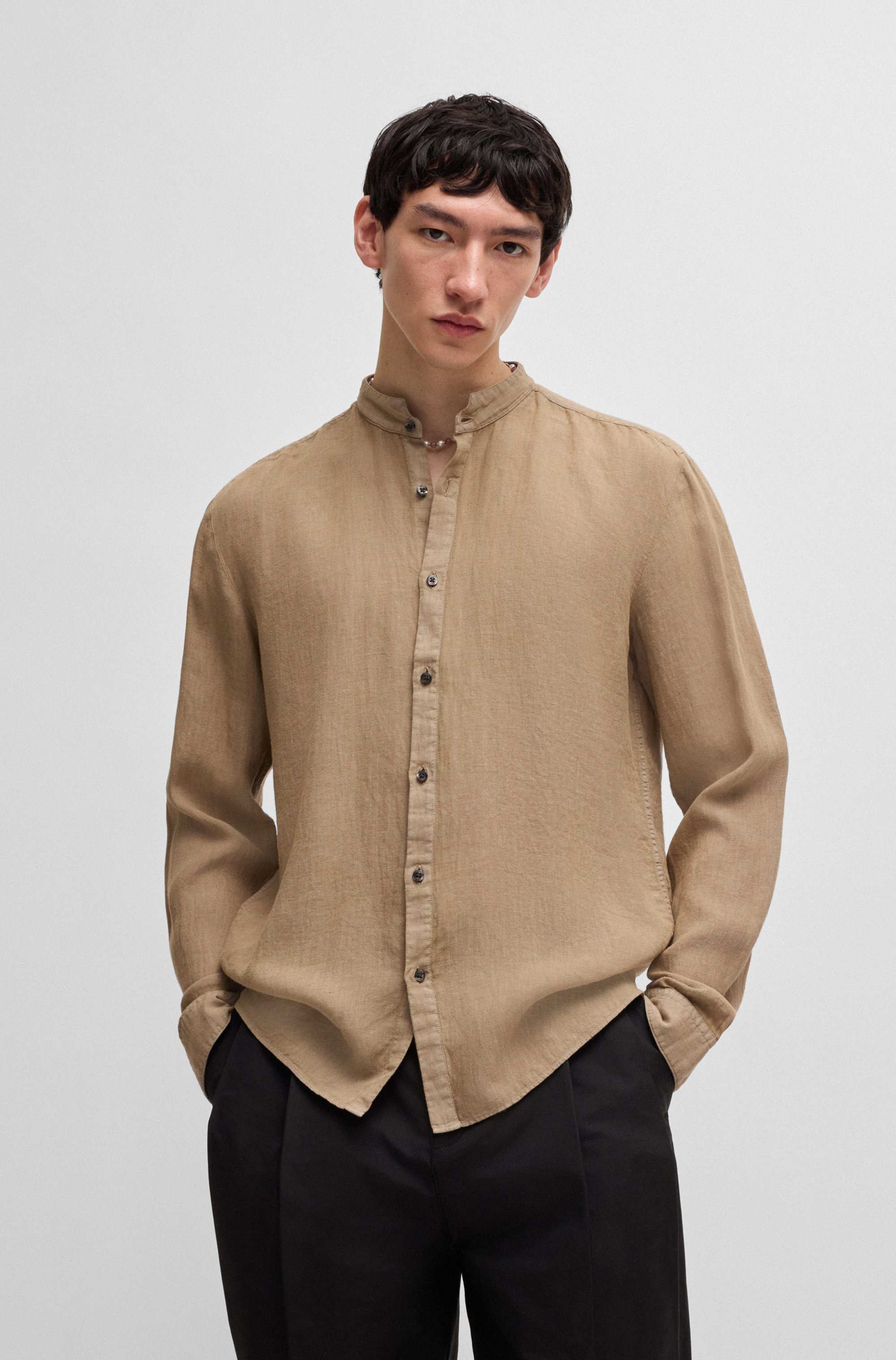 Slim-fit linen shirt with stand collar