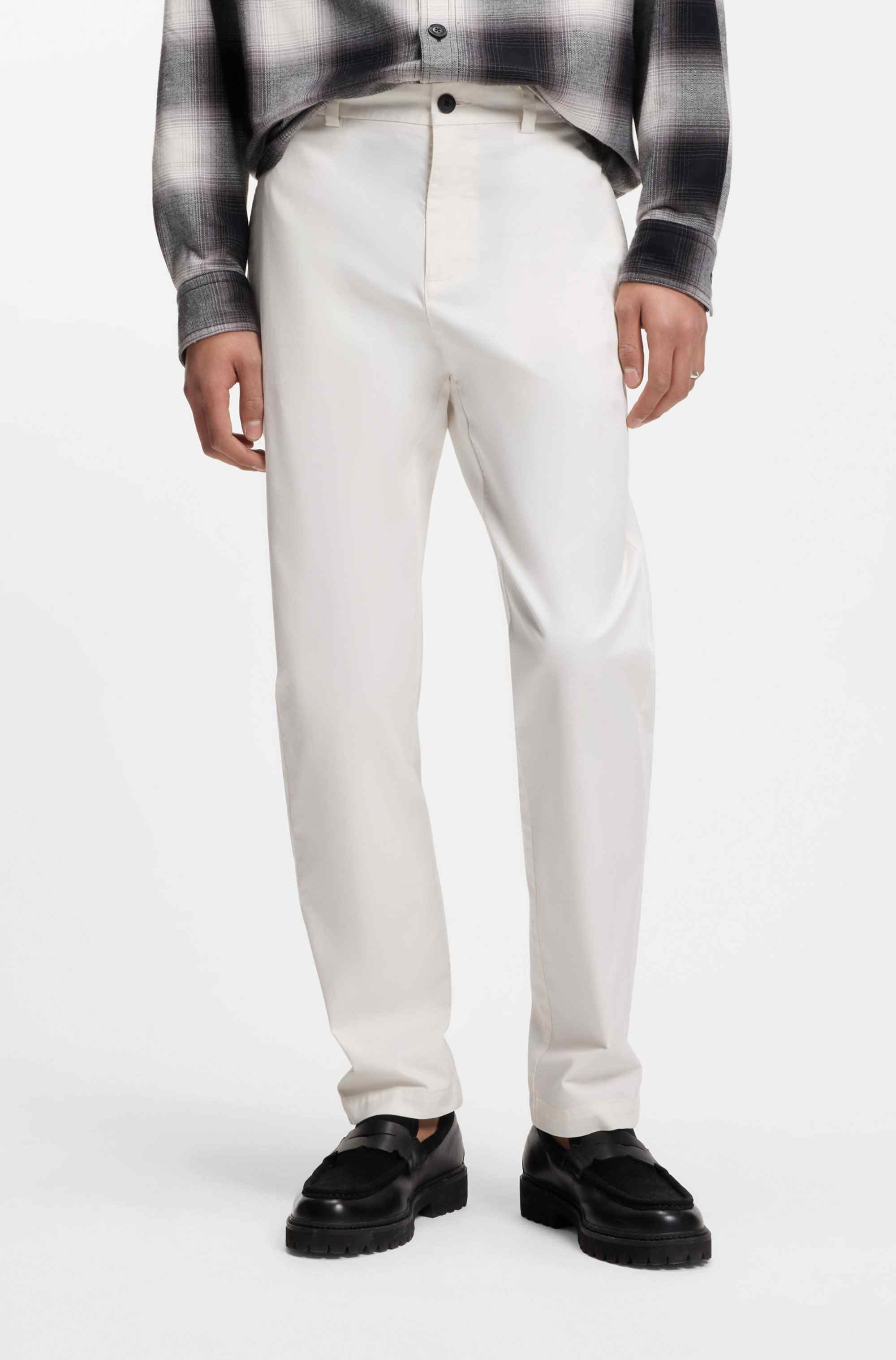 Slim-fit trousers in stretch-cotton gabardine