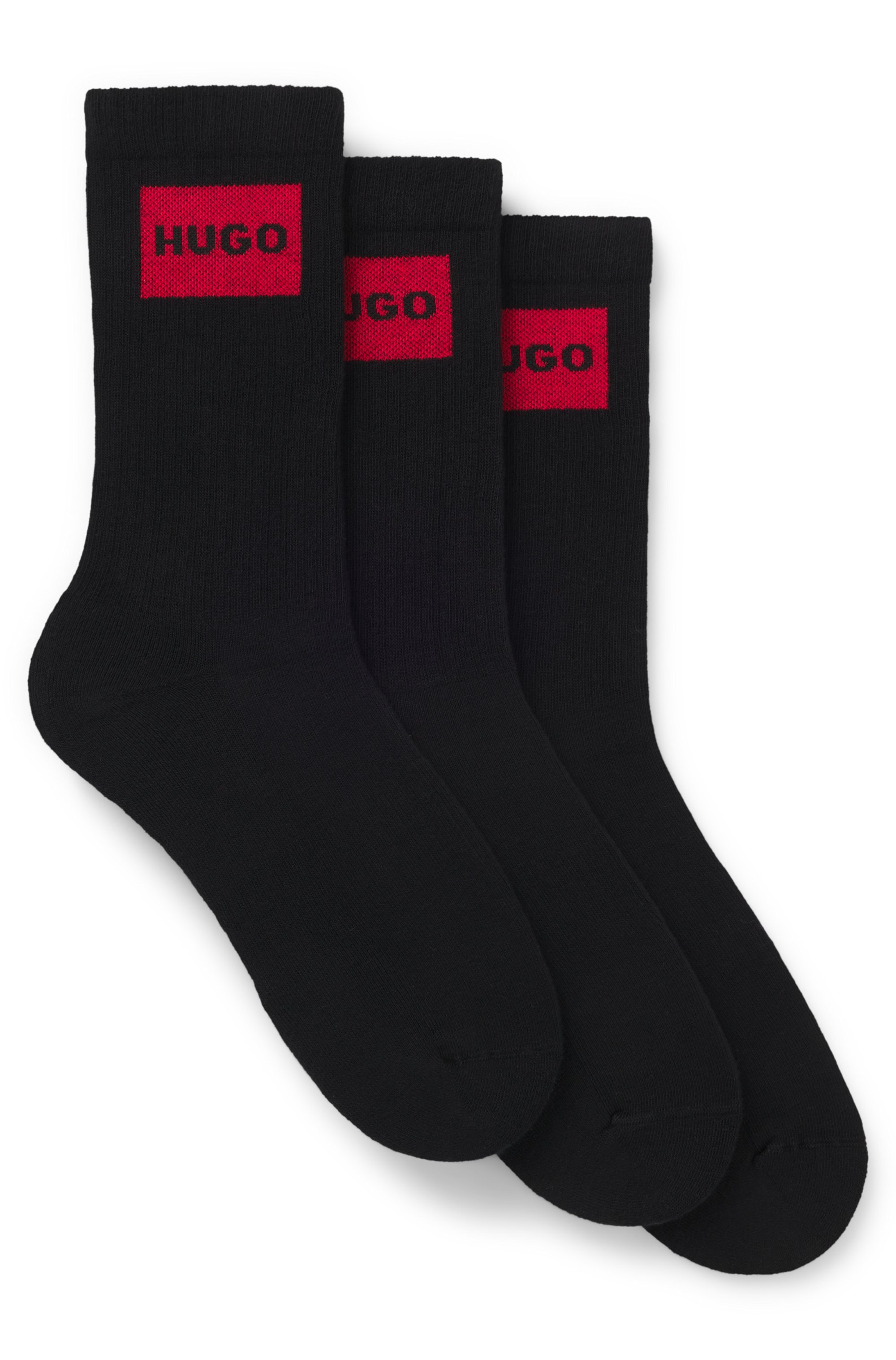 Three-pack of short socks with red logo labels