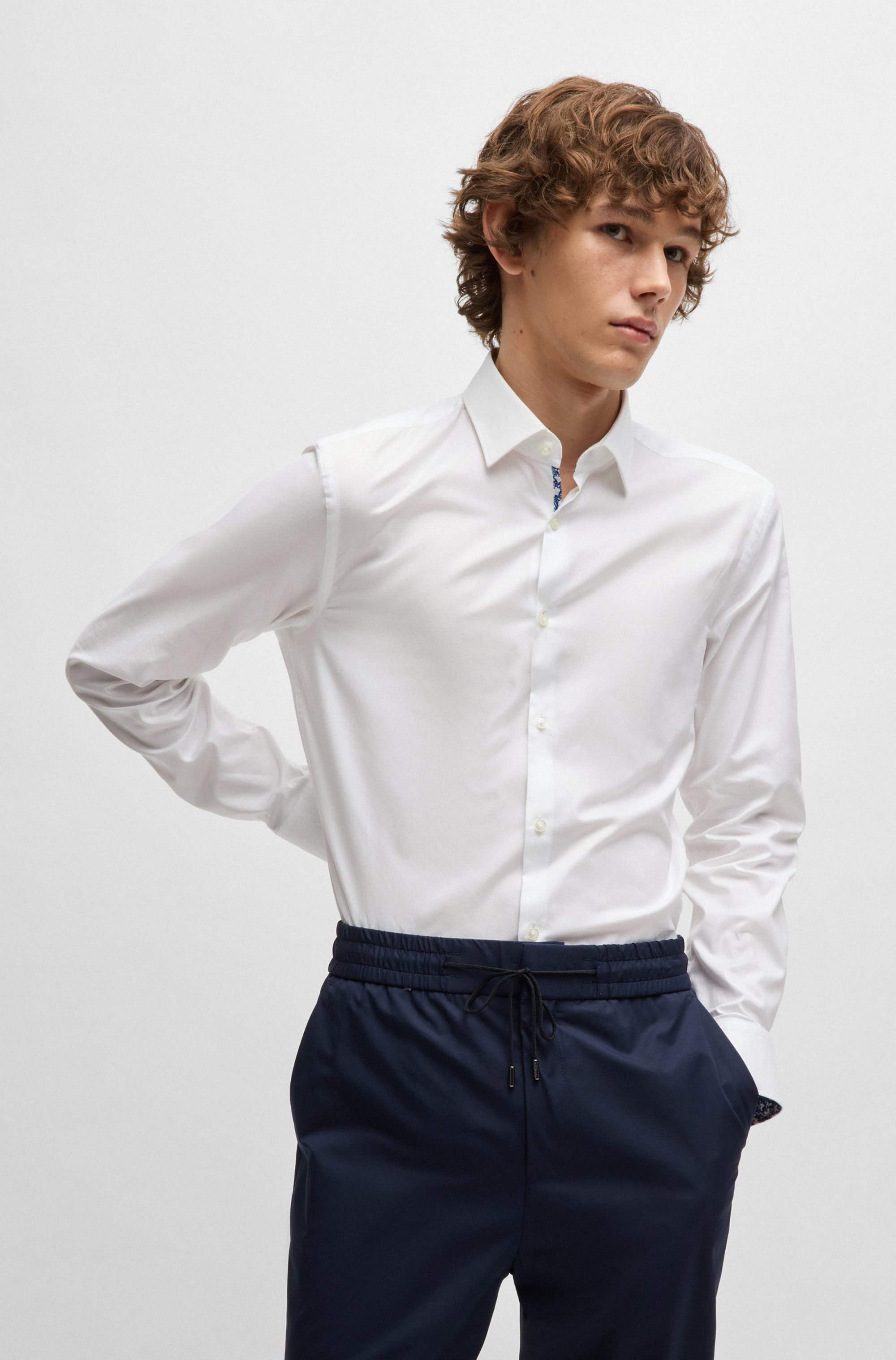 Slim-fit shirt in easy-iron Oxford cotton