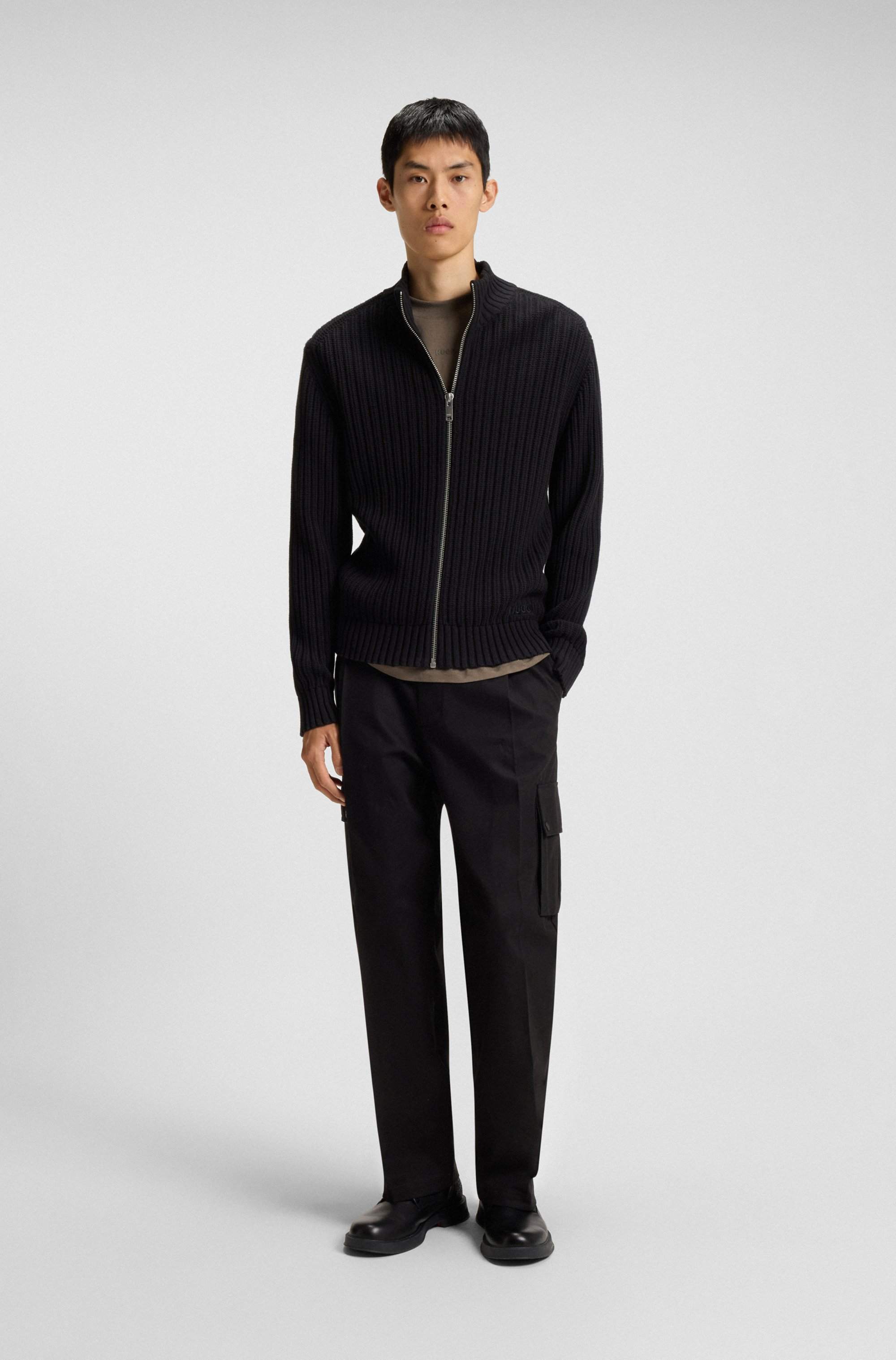 Slim-fit cargo trousers in mercerised cotton