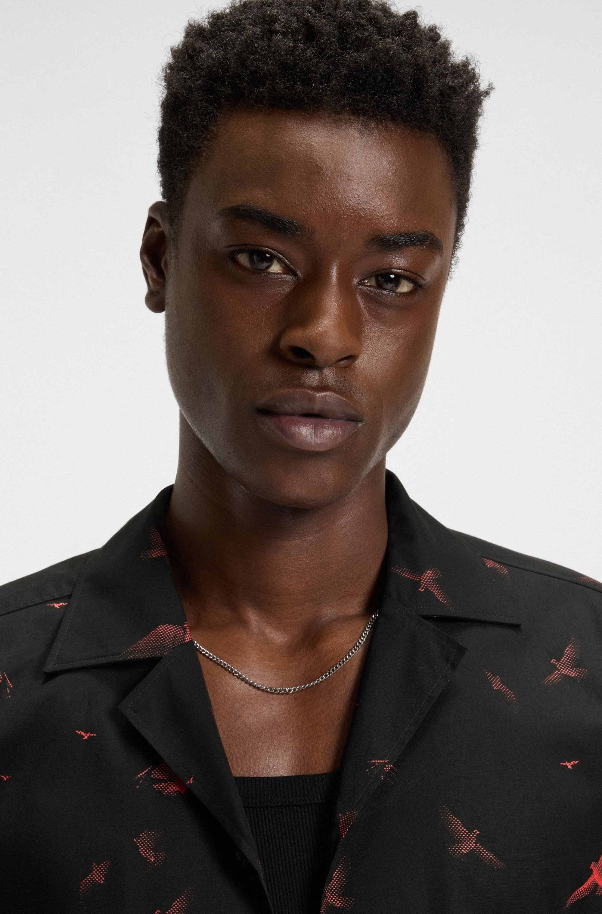 Relaxed-fit shirt in printed cotton poplin