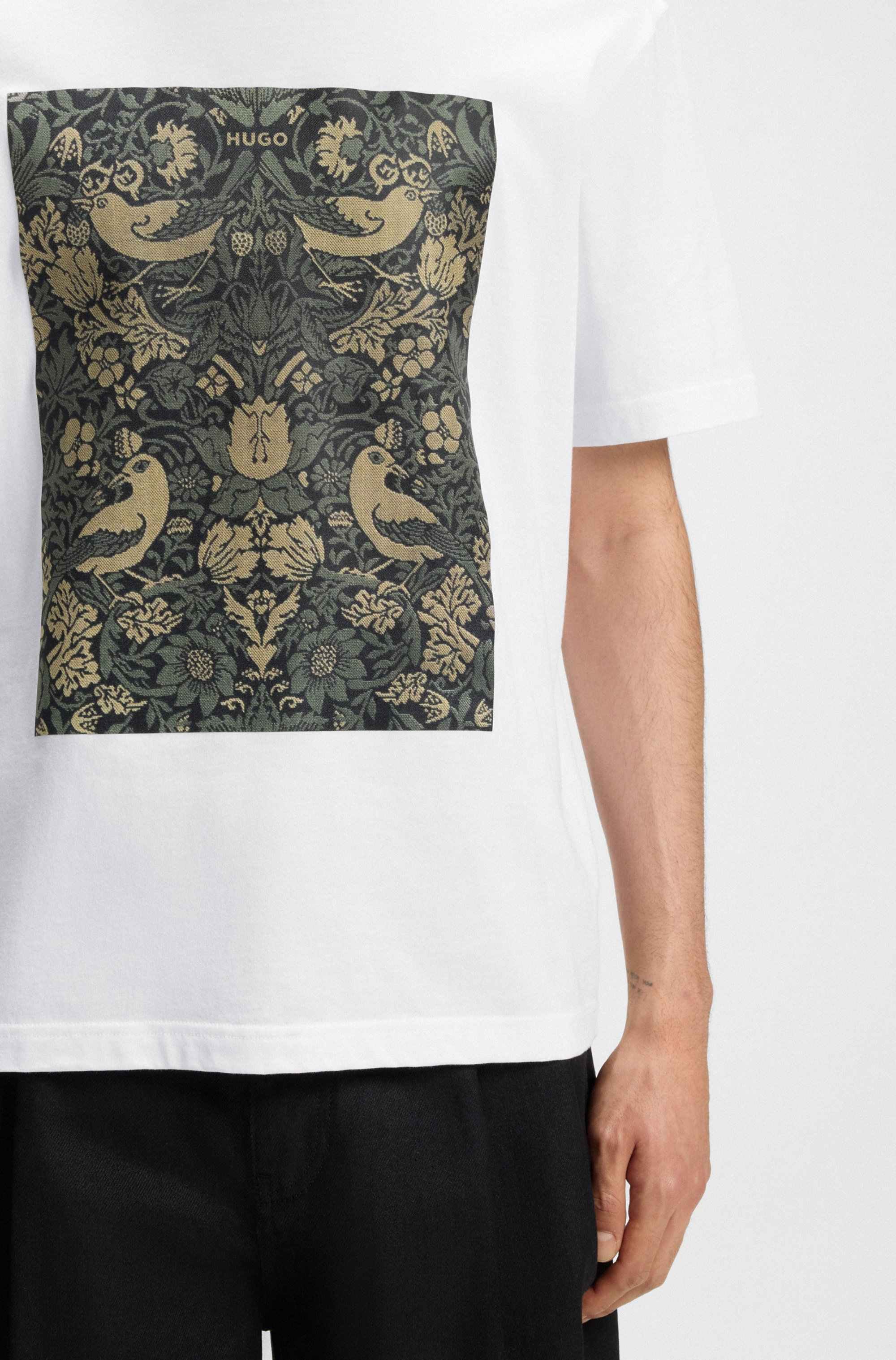 Cotton-jersey T-shirt with printed artwork