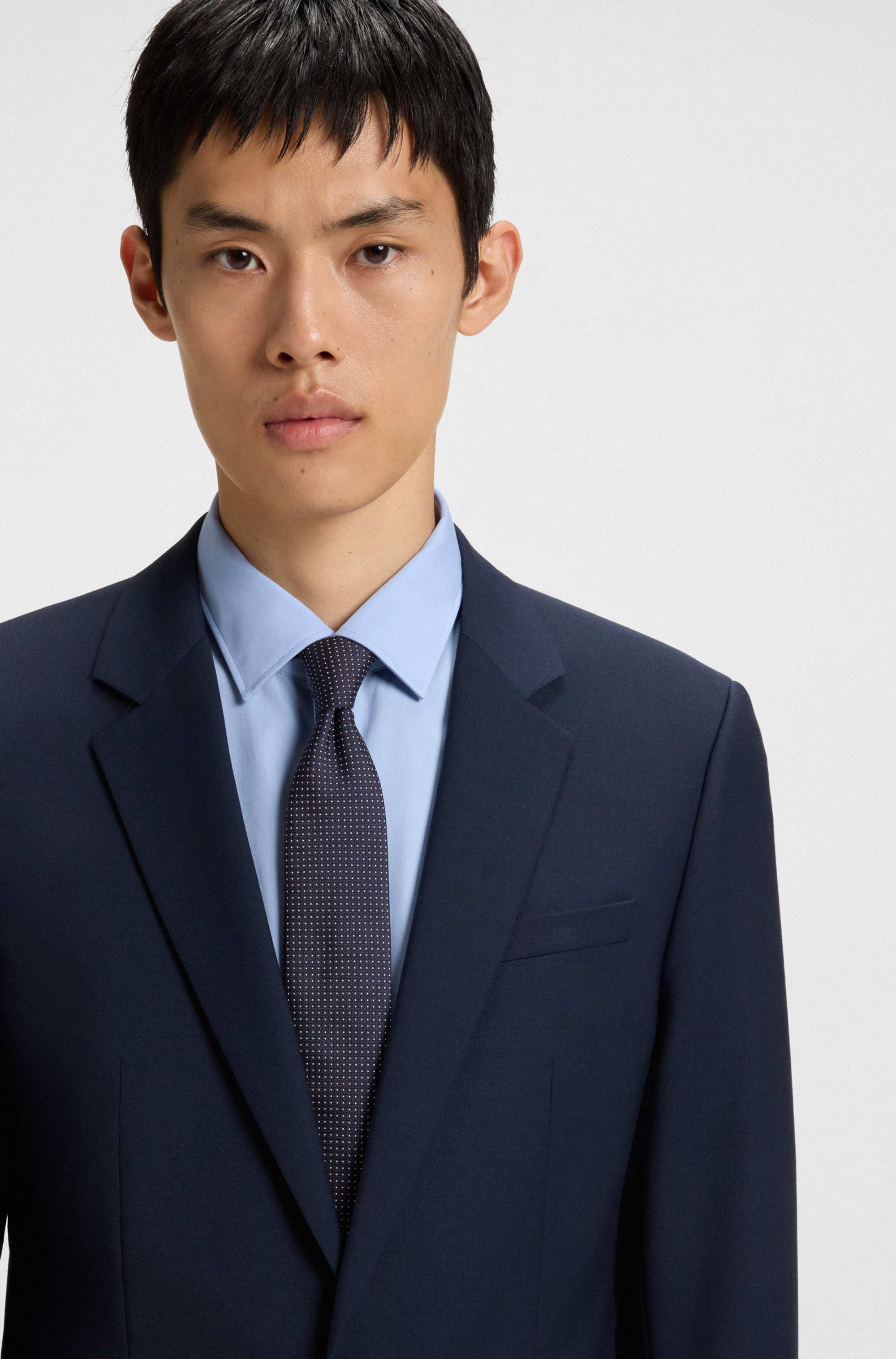 Silk-blend tie with jacquard pattern