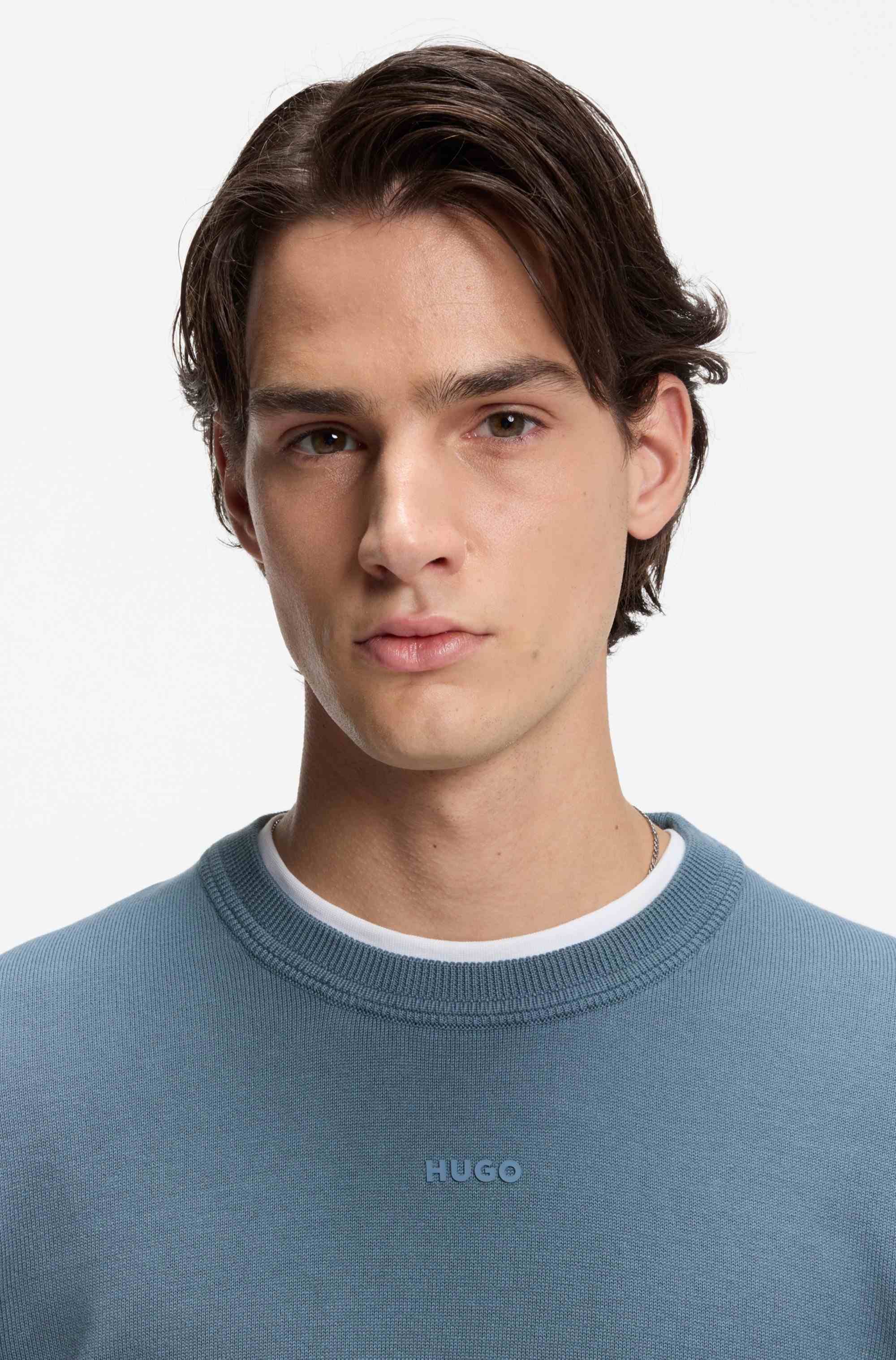 Cotton sweater with logo detail in slim fit