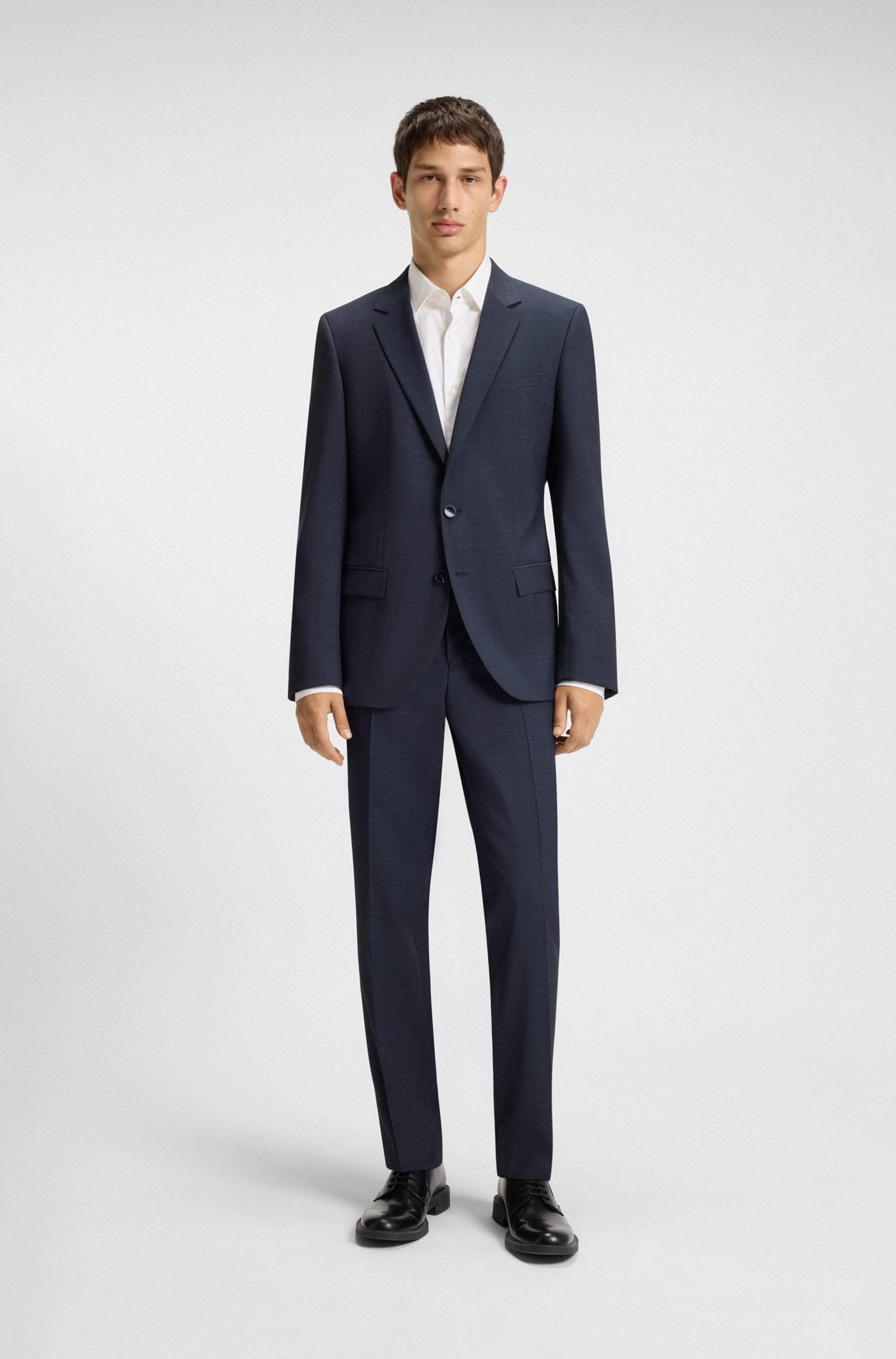 Two-piece slim-fit suit in micro-patterned wool