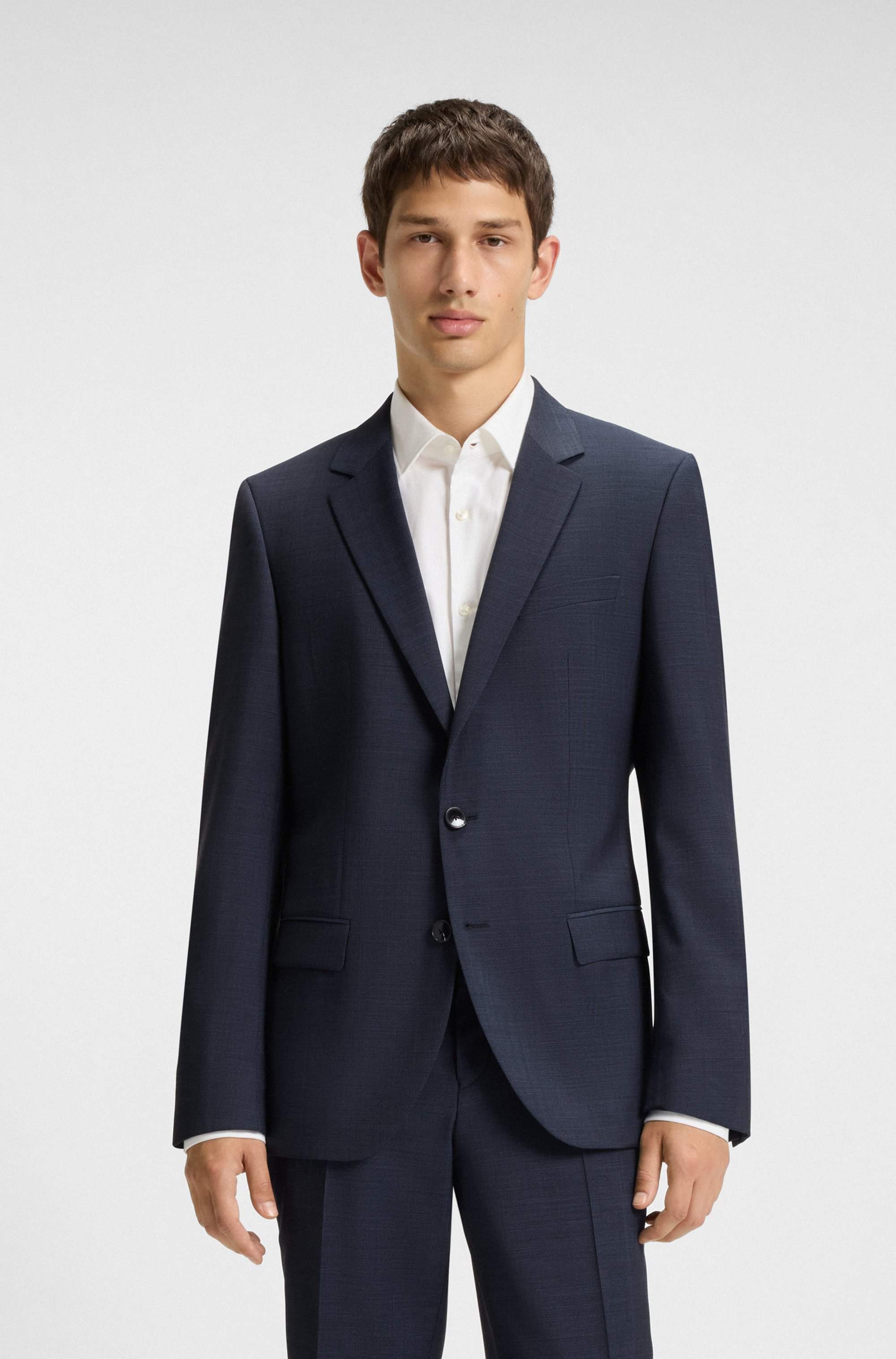 Two-piece slim-fit suit in micro-patterned wool