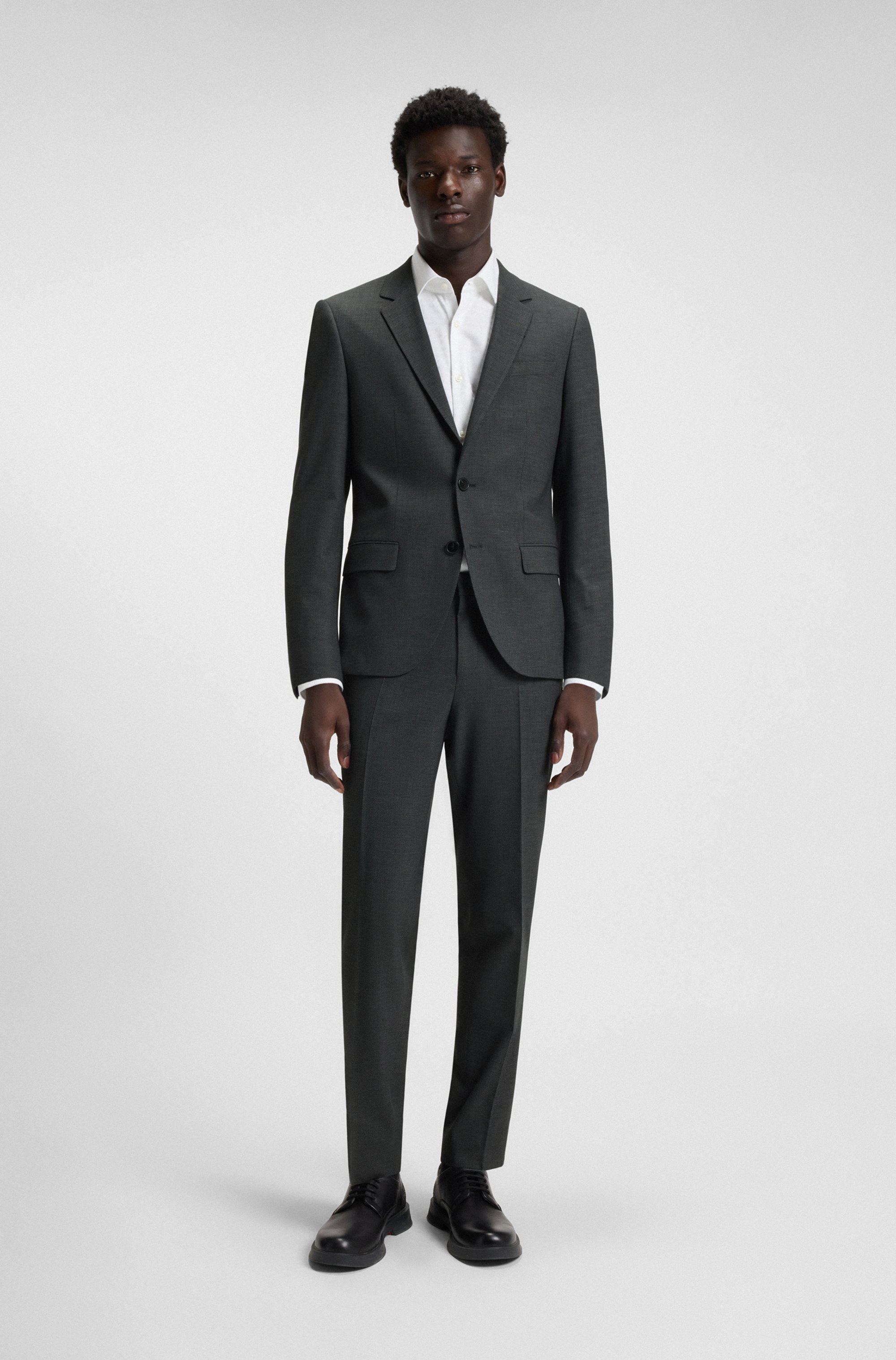 Two-piece slim-fit suit in wool-blend dobby