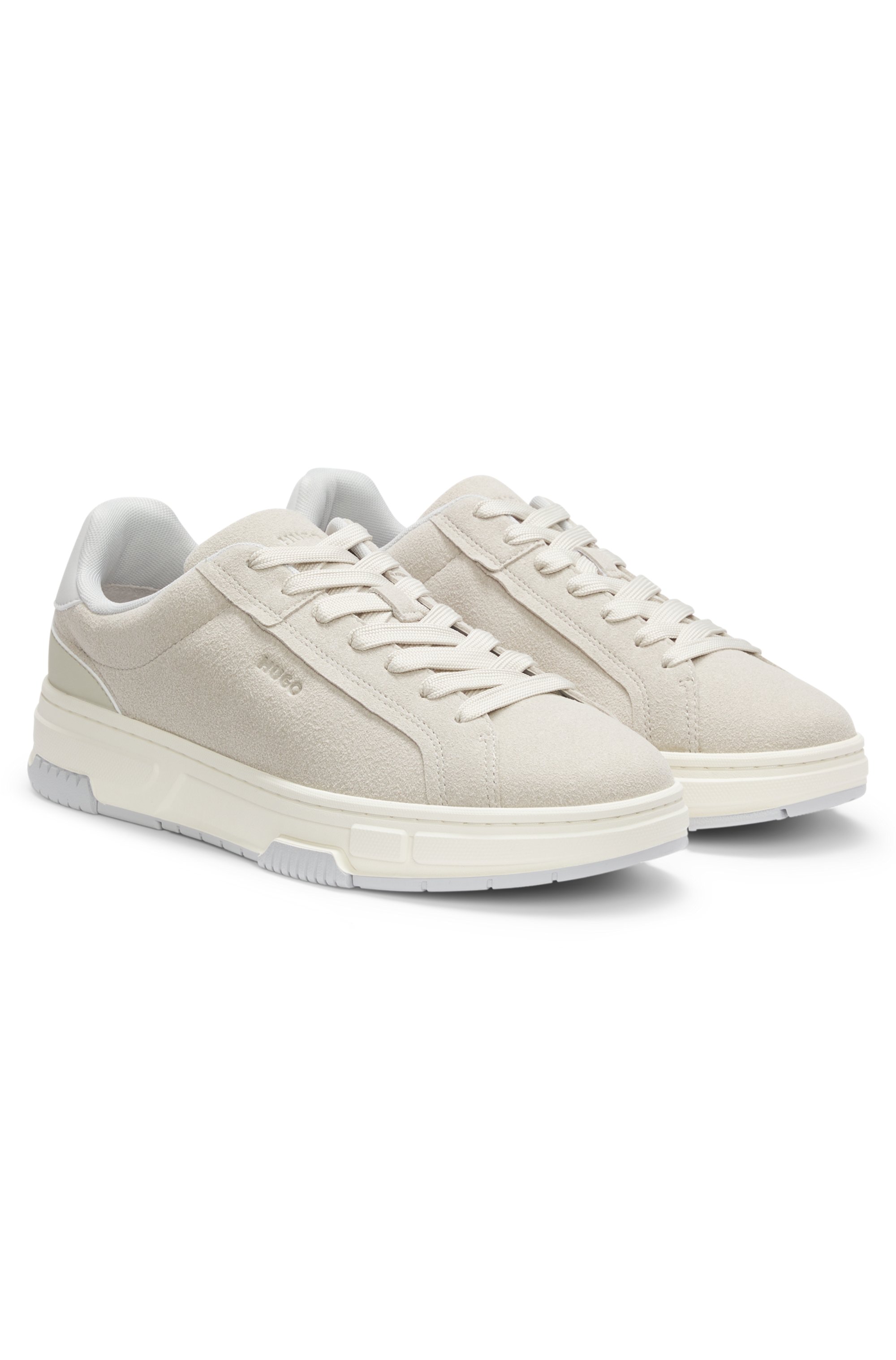 Low-top trainers in faux suede