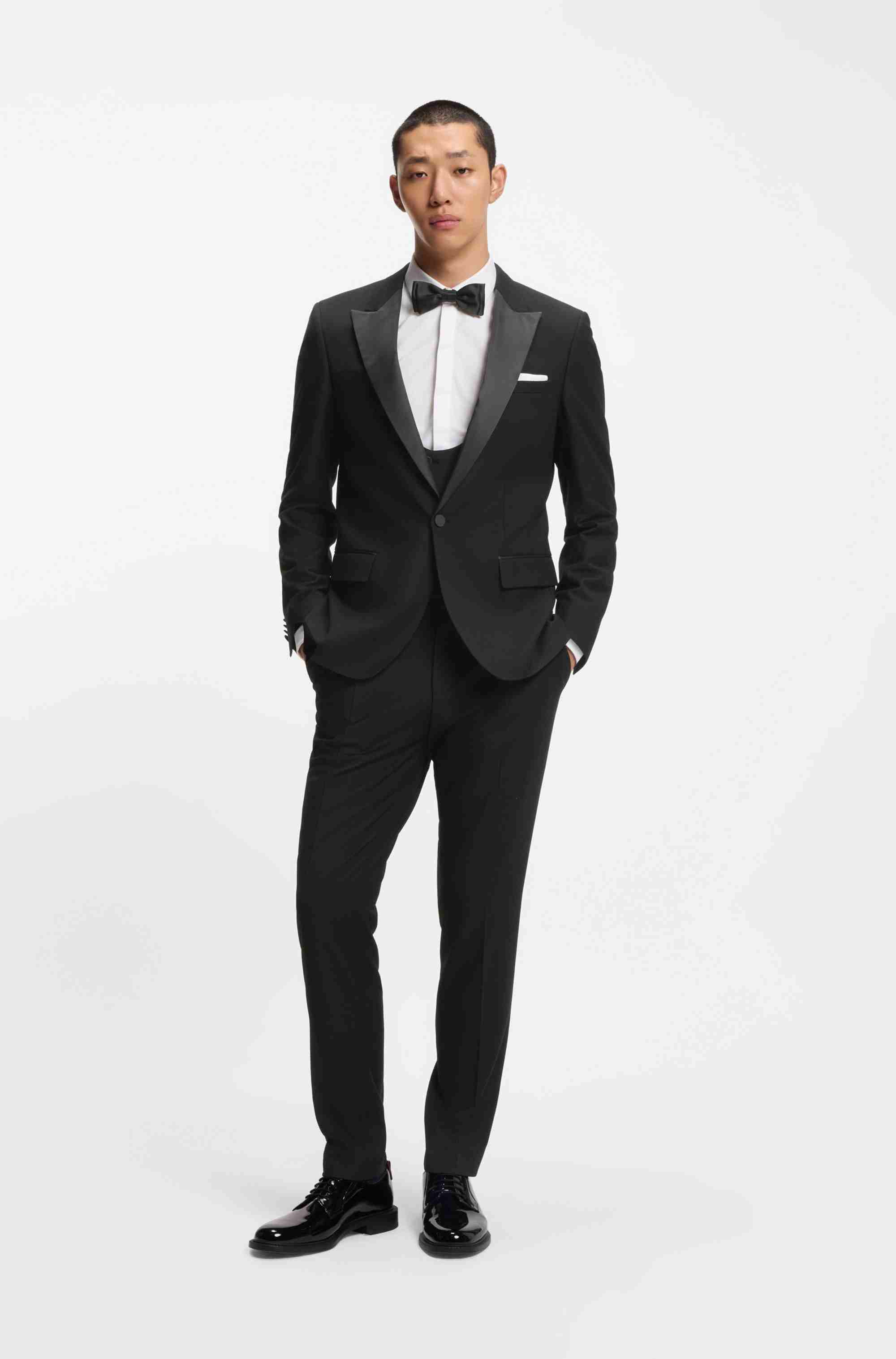 Three-piece slim-fit suit in stretch micro jacquard