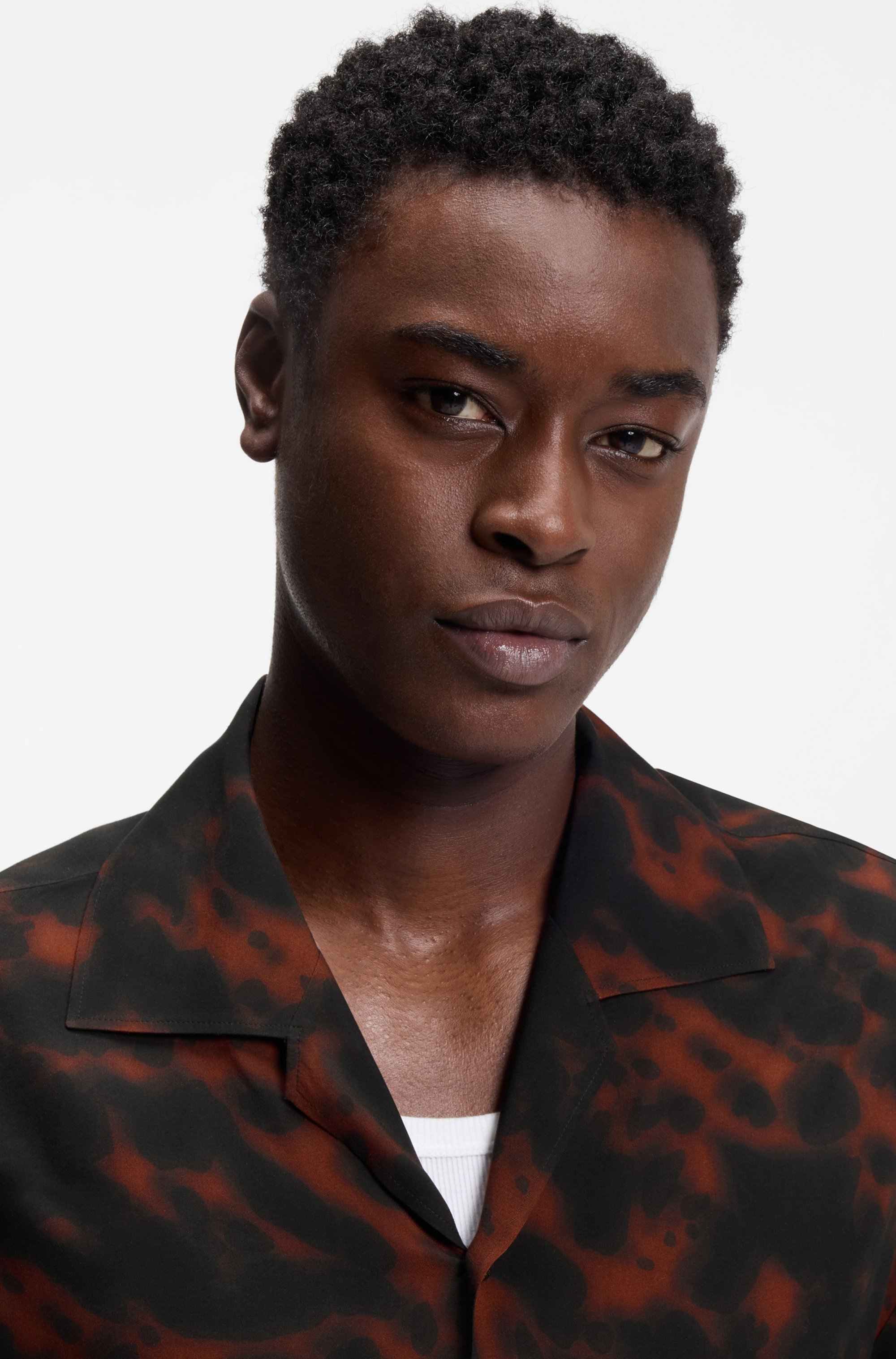 Oversized-fit shirt with digital print