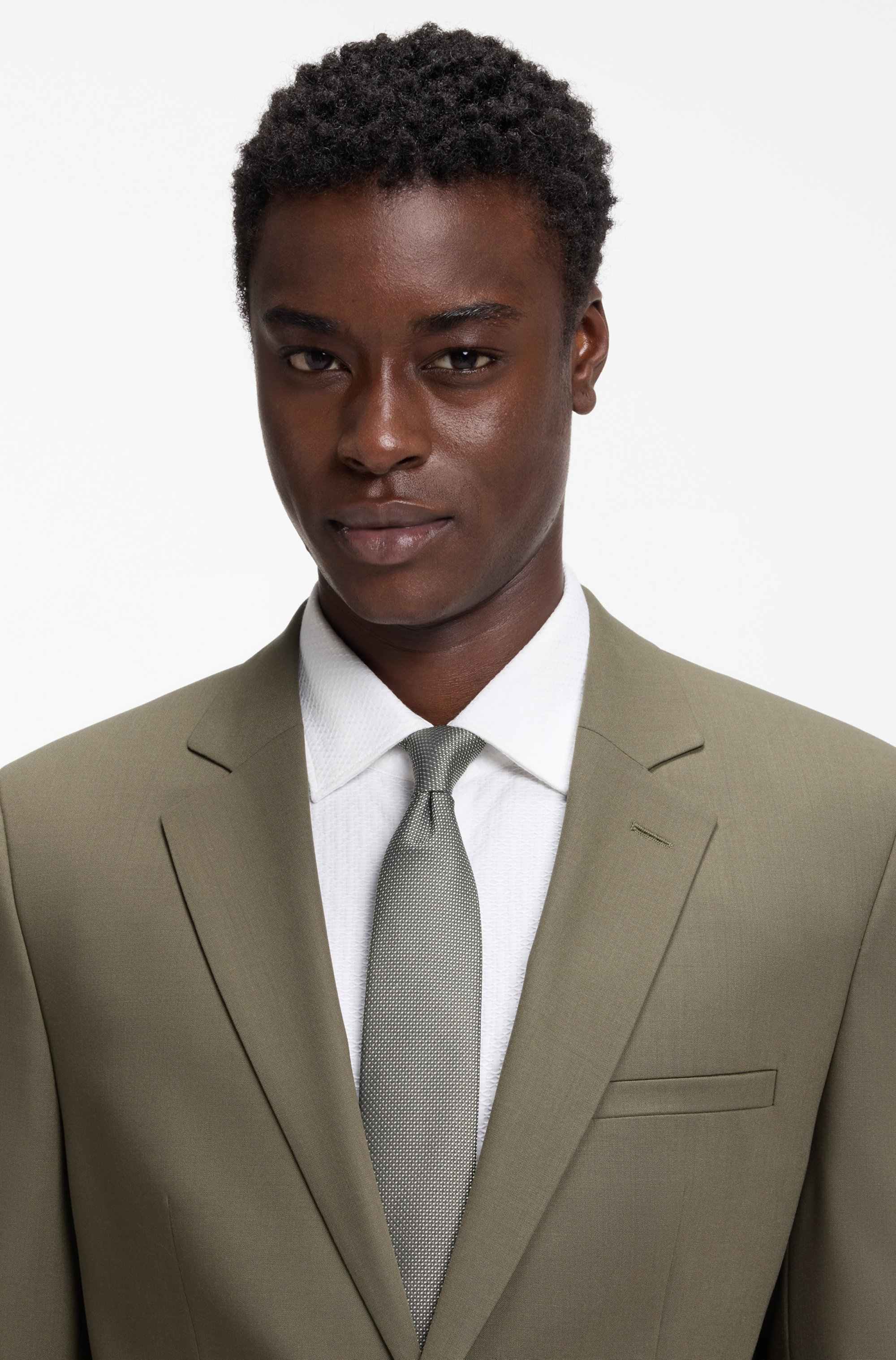 Silk tie with jacquard-woven pattern