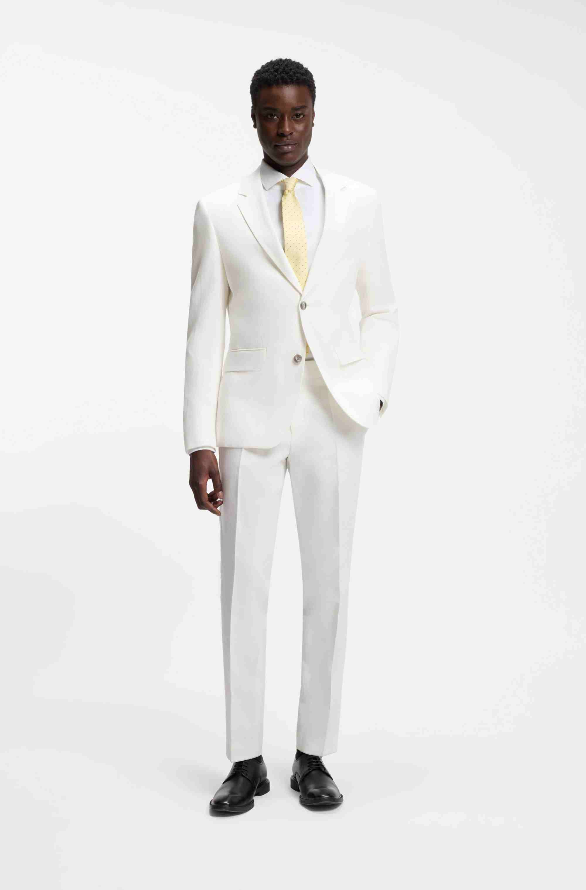 Two-piece slim-fit suit in cotton and linen