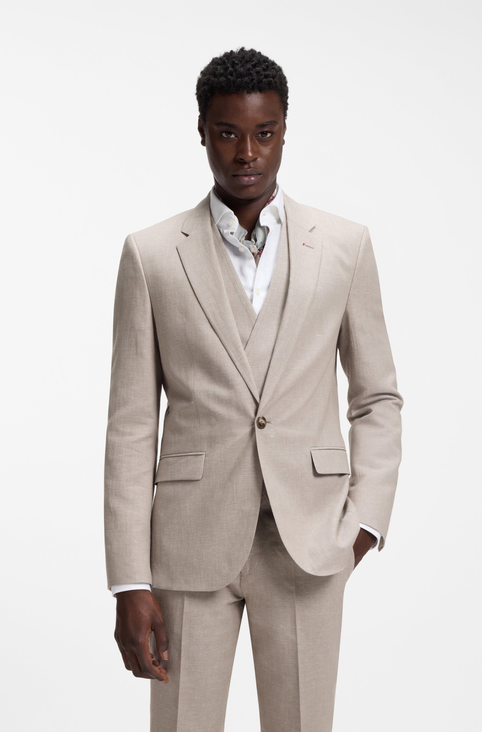 Two-piece slim-fit suit in cotton and linen