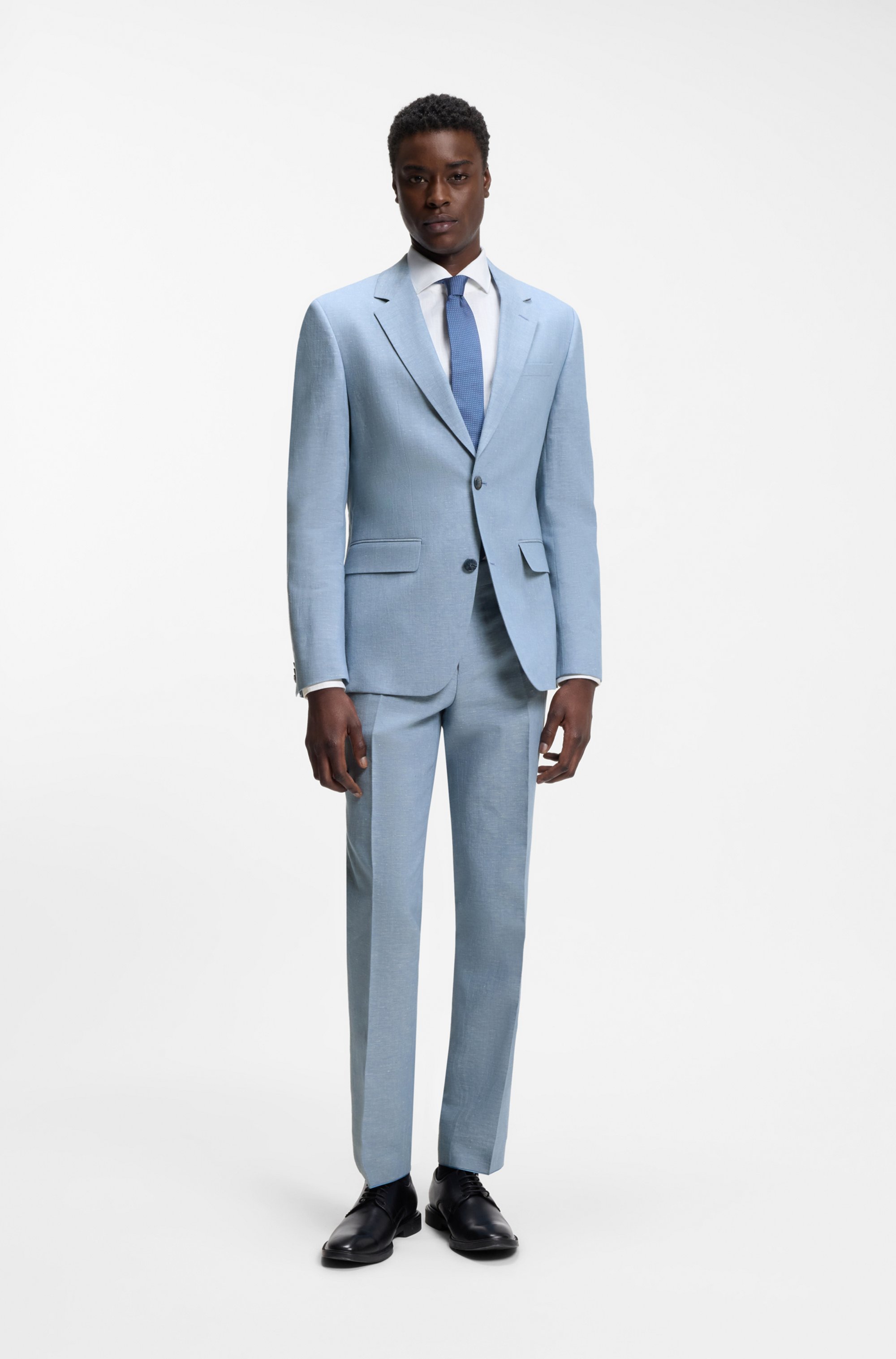 Two-piece slim-fit suit in cotton and linen