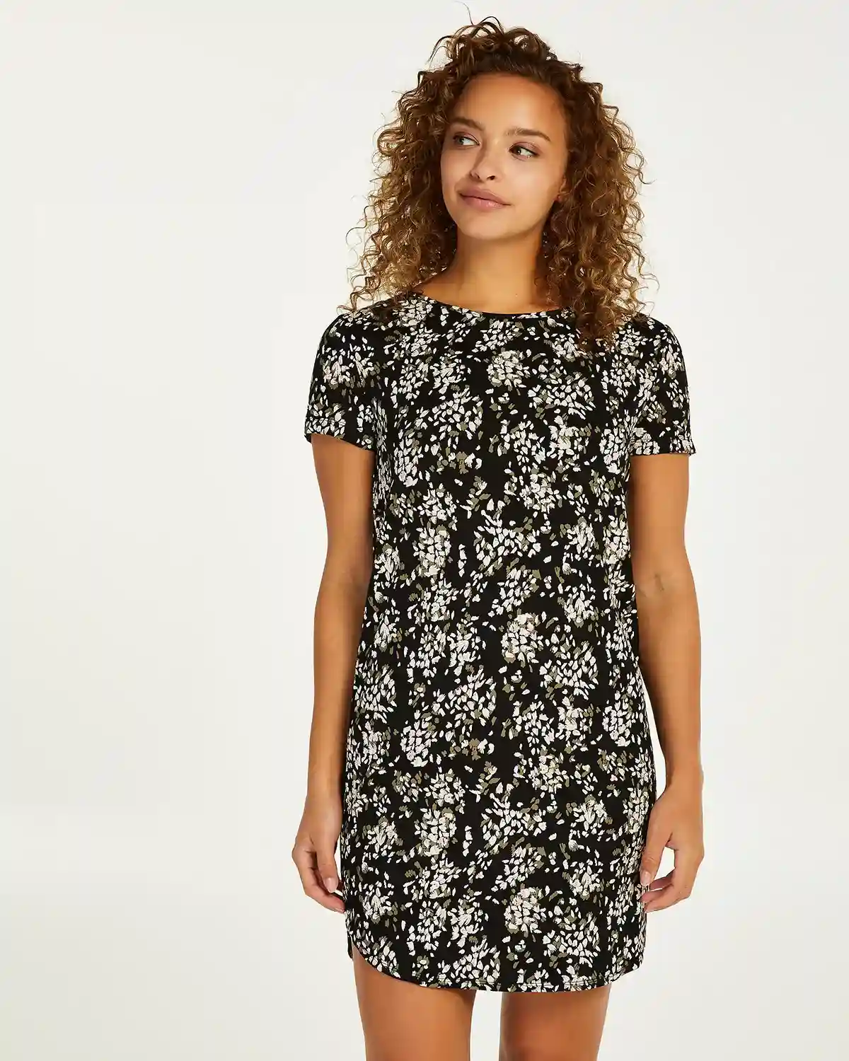 Black Round Neck Nightshirt