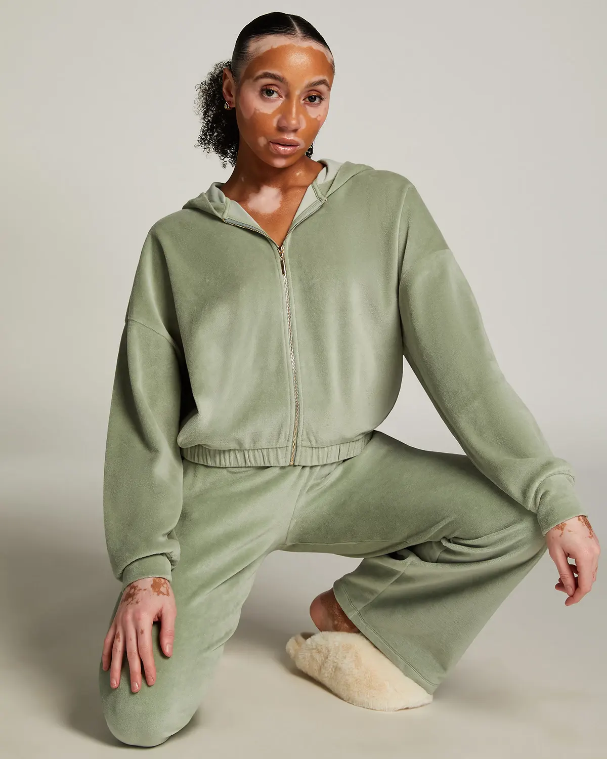 Green Velours Long Sleeved Jacket