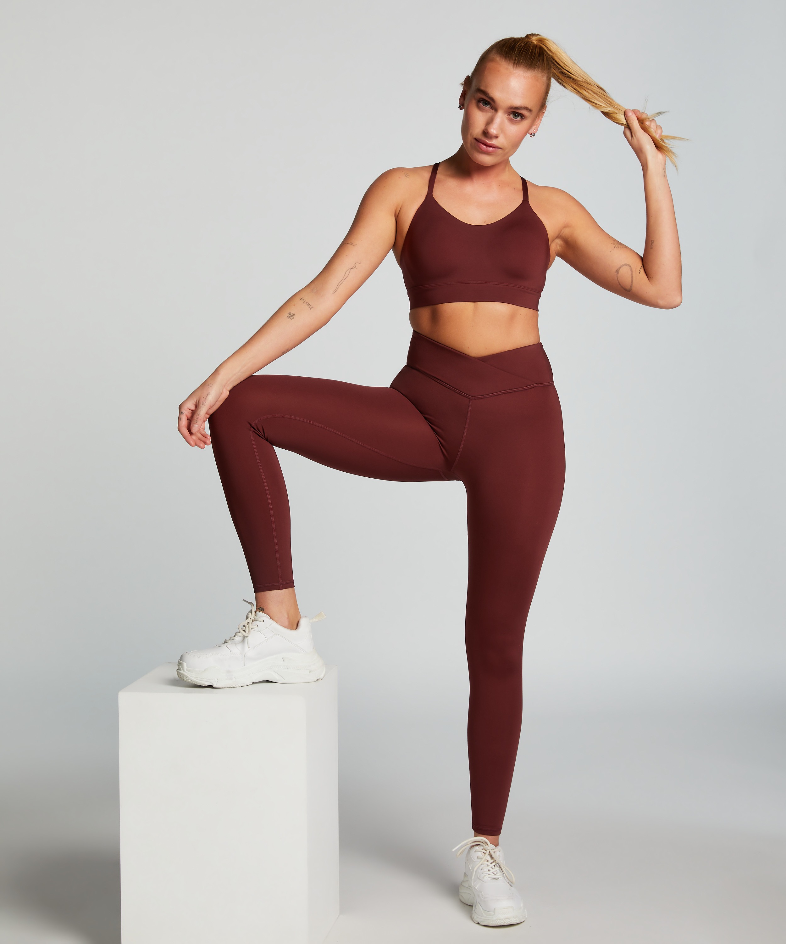 HKMX Crossed High Waisted Leggings