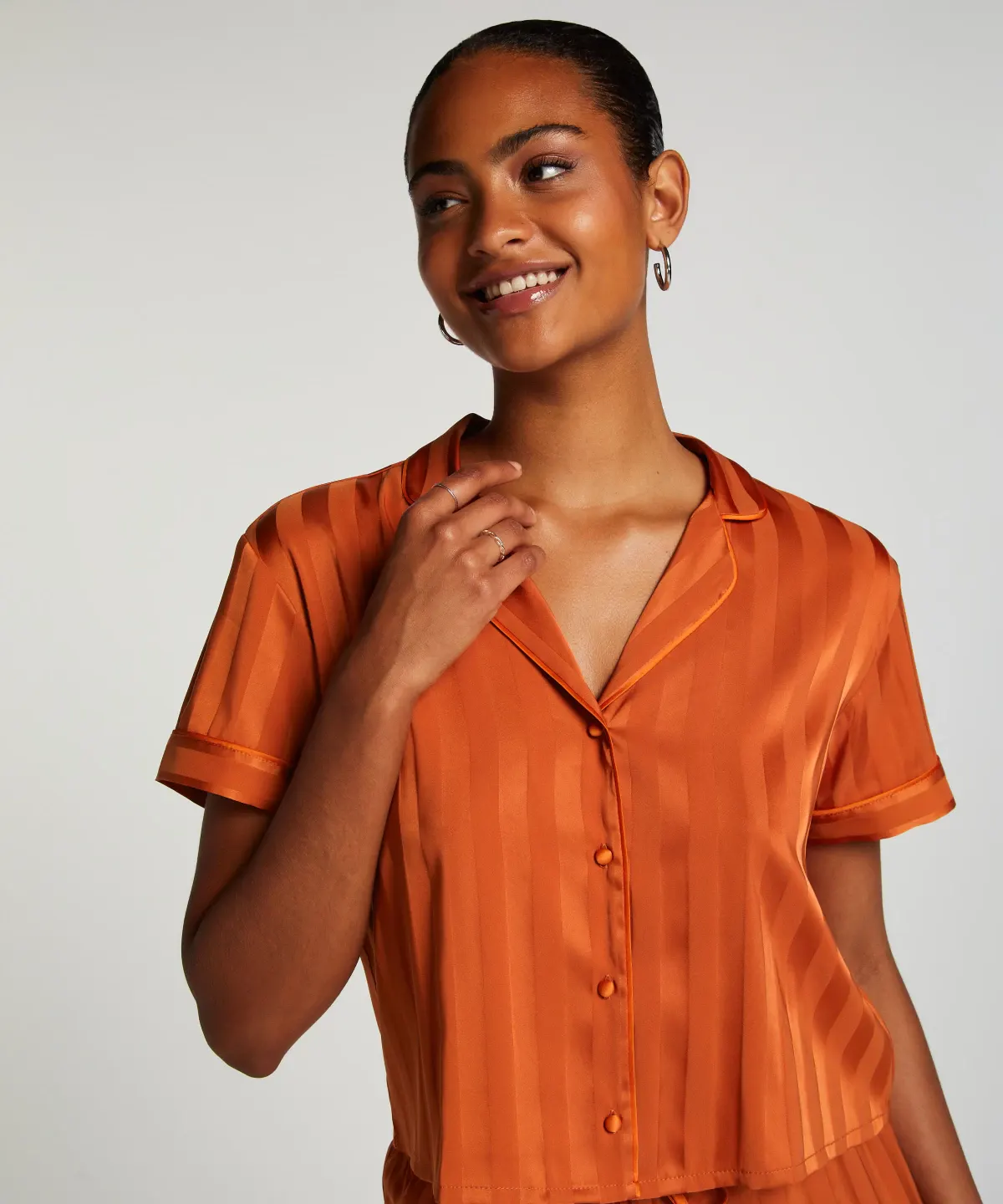 Orange Satin Short-Sleeved Jacket
