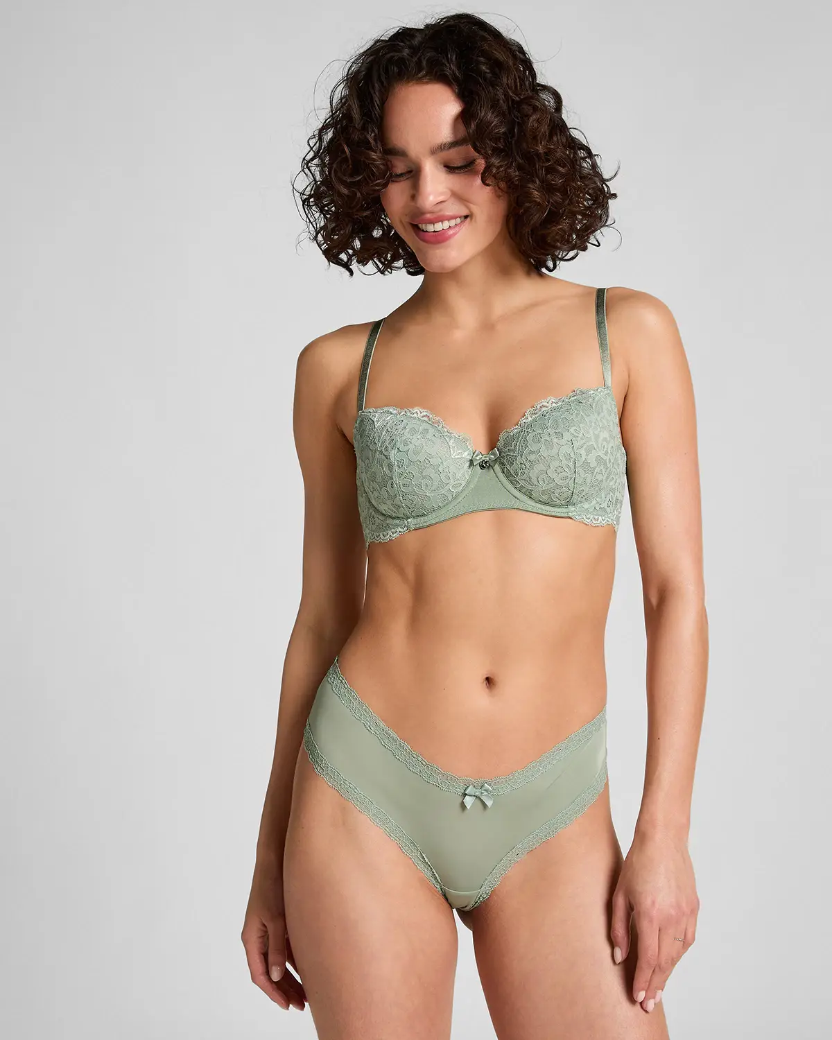 Green London V-shaped Brazilian