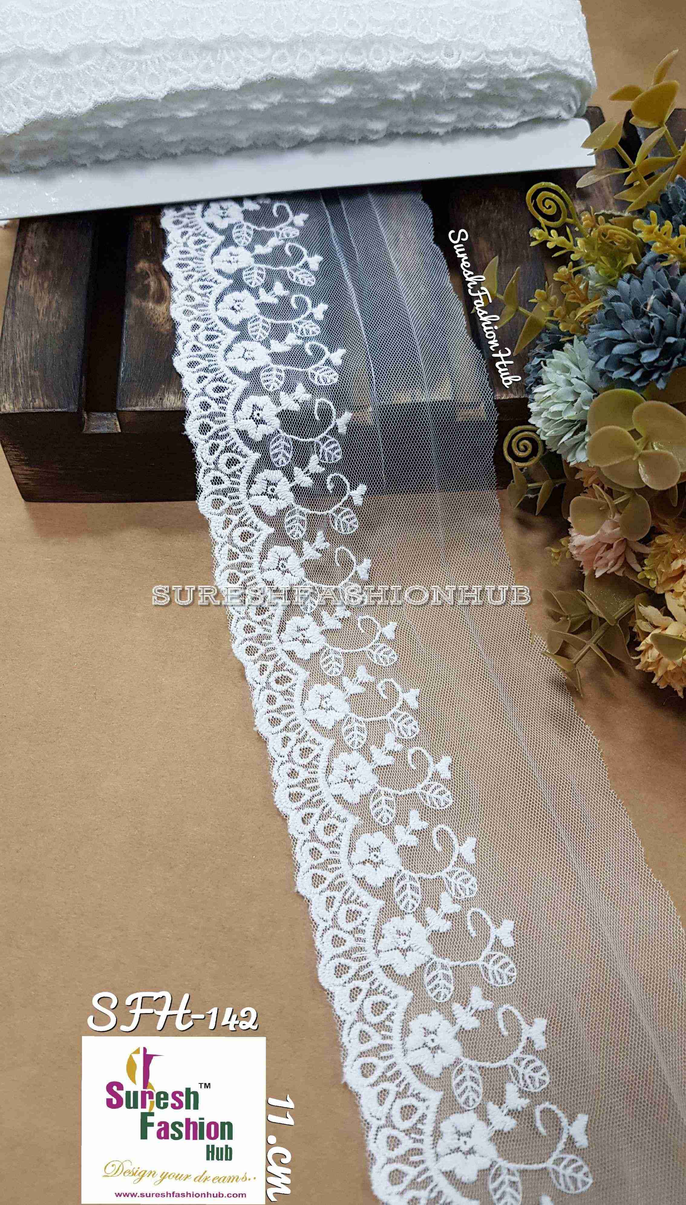 Garden-Inspired White Flower Lace Borders