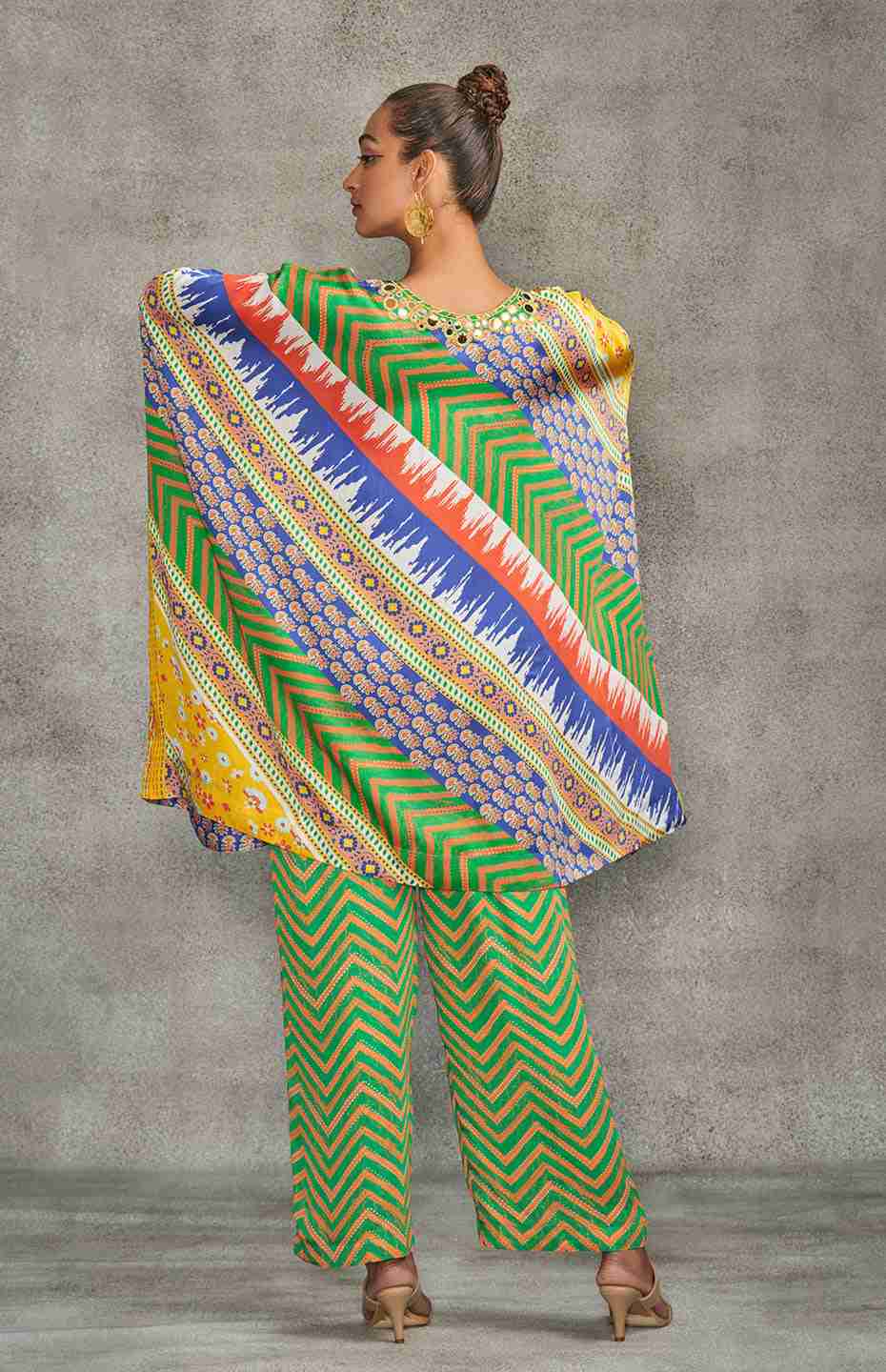 Tribal Mirror 2.0 Short Kaftan