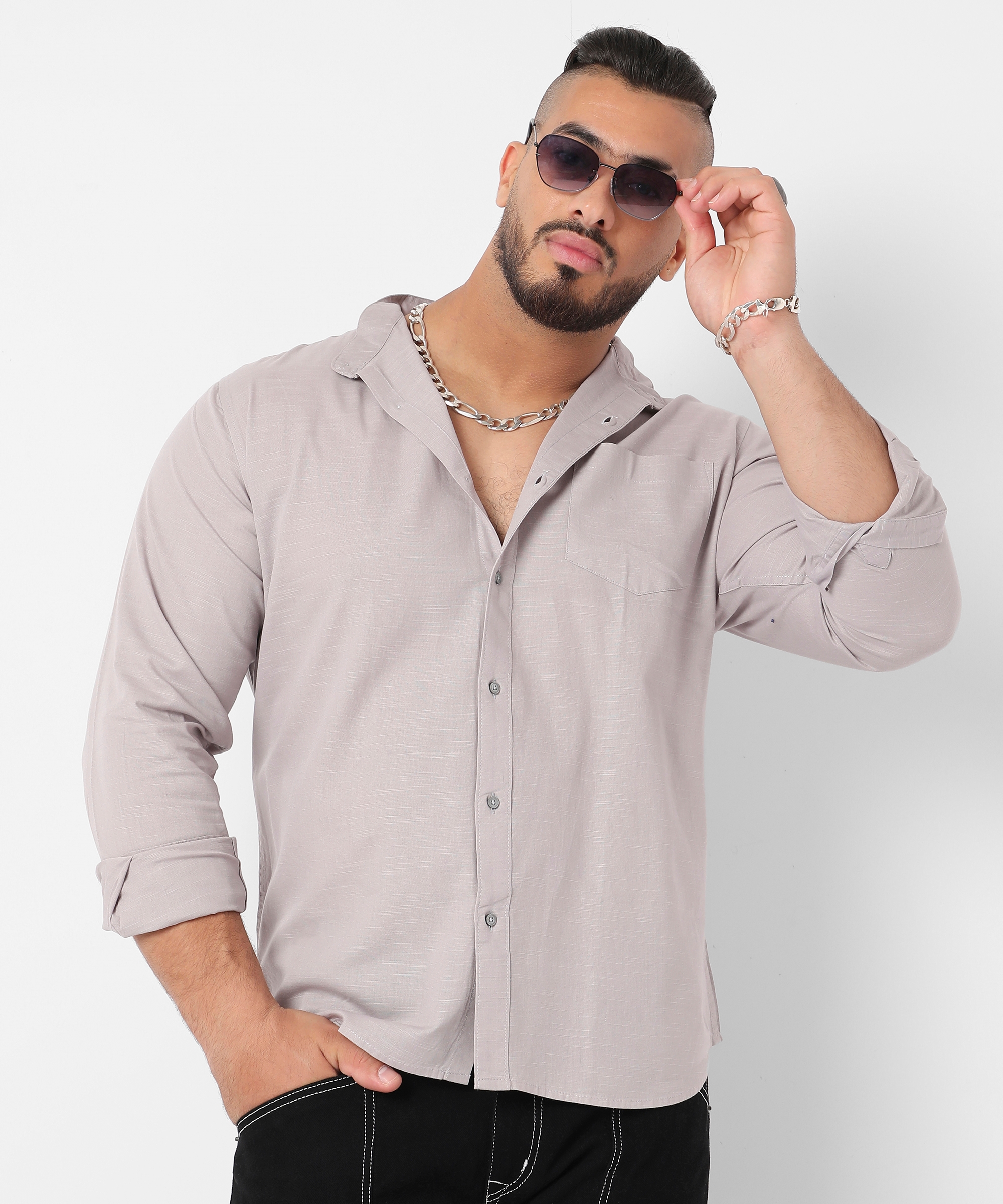 Instafab Plus | Men's Light Grey Basic Button Up Shirt