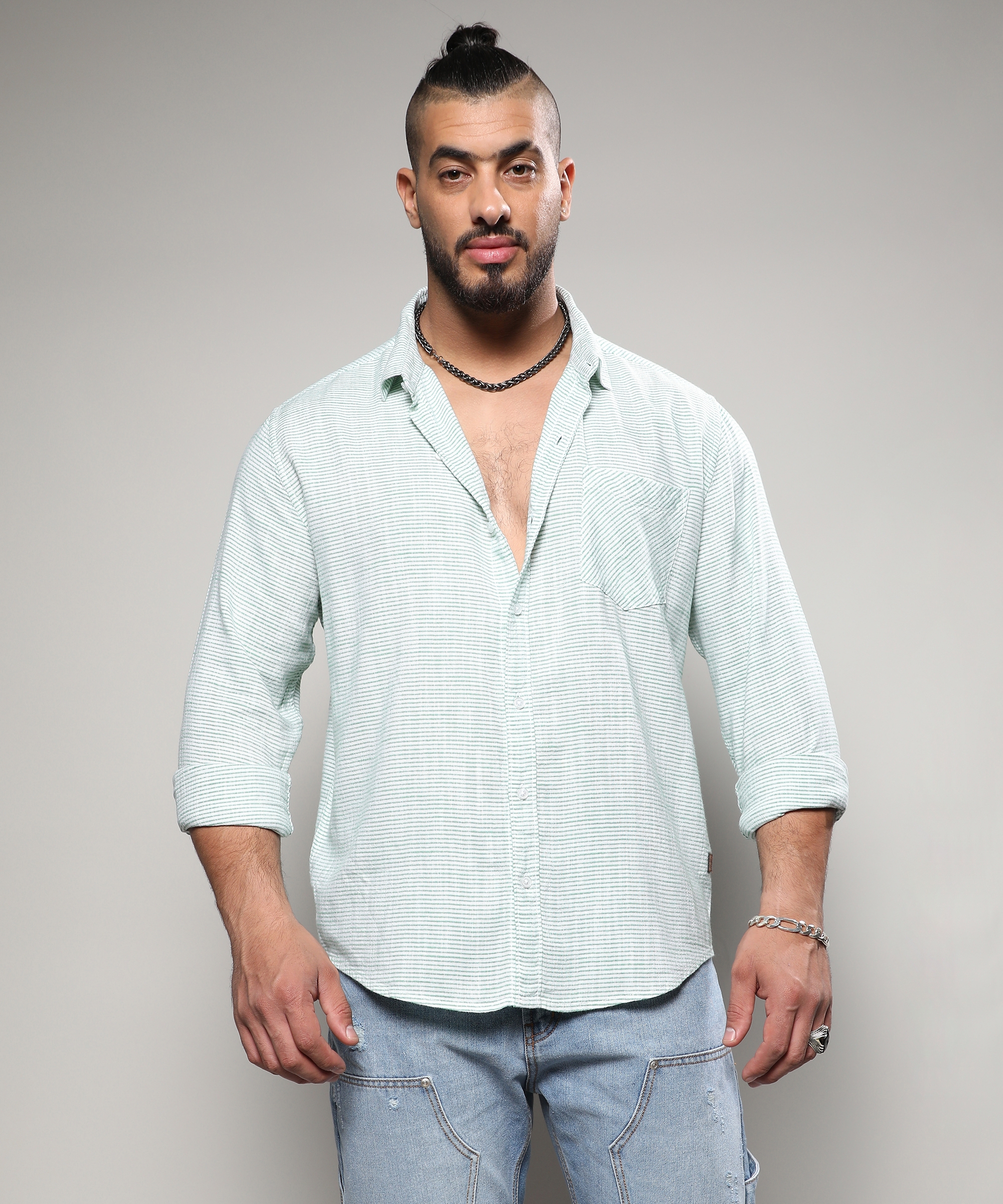 Instafab Plus | Men's White & Green Horizontal Chalk Striped Shirt