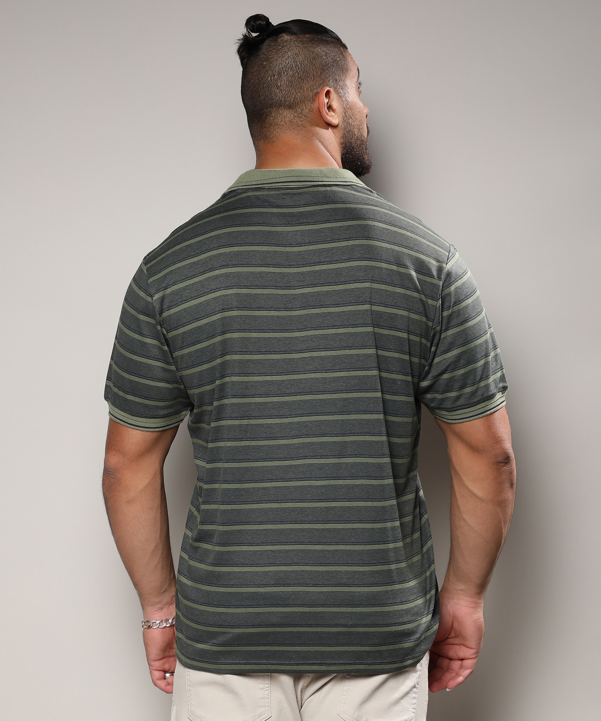 Instafab Plus | Men's Charcoal Black Shadow Striped T-Shirt