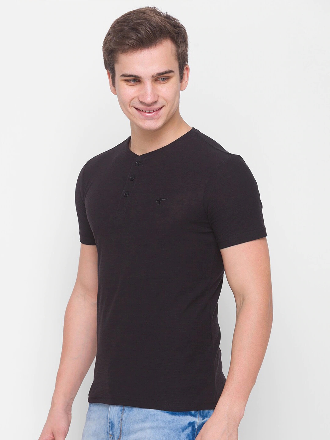 globus | Black Solid T-Shirt 2