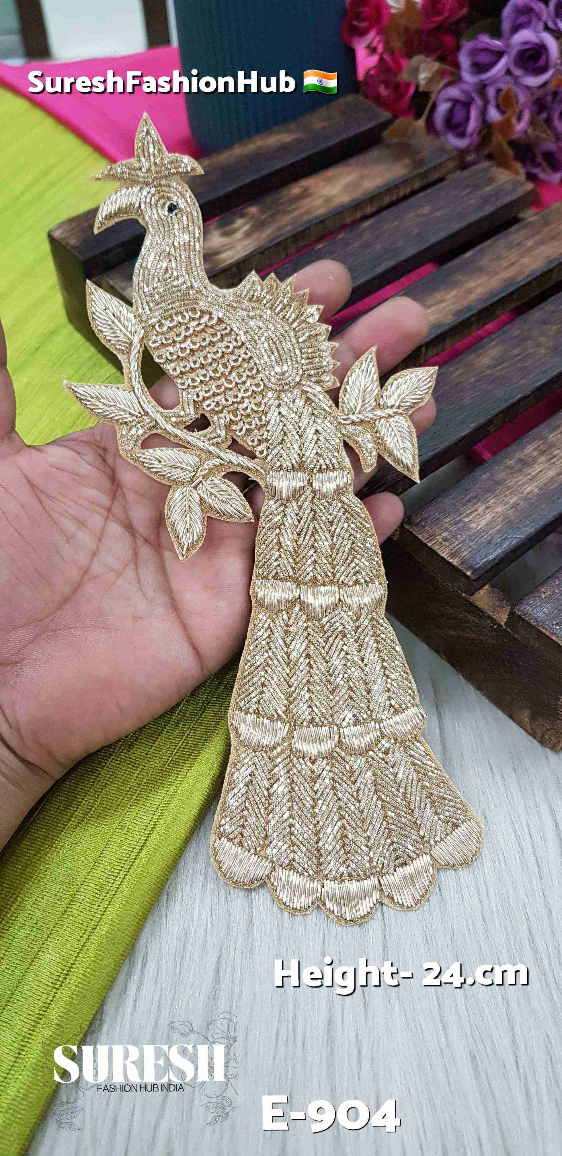 Majestic Nested Peacock Patch – Left Facing Pearl Gold | E-904