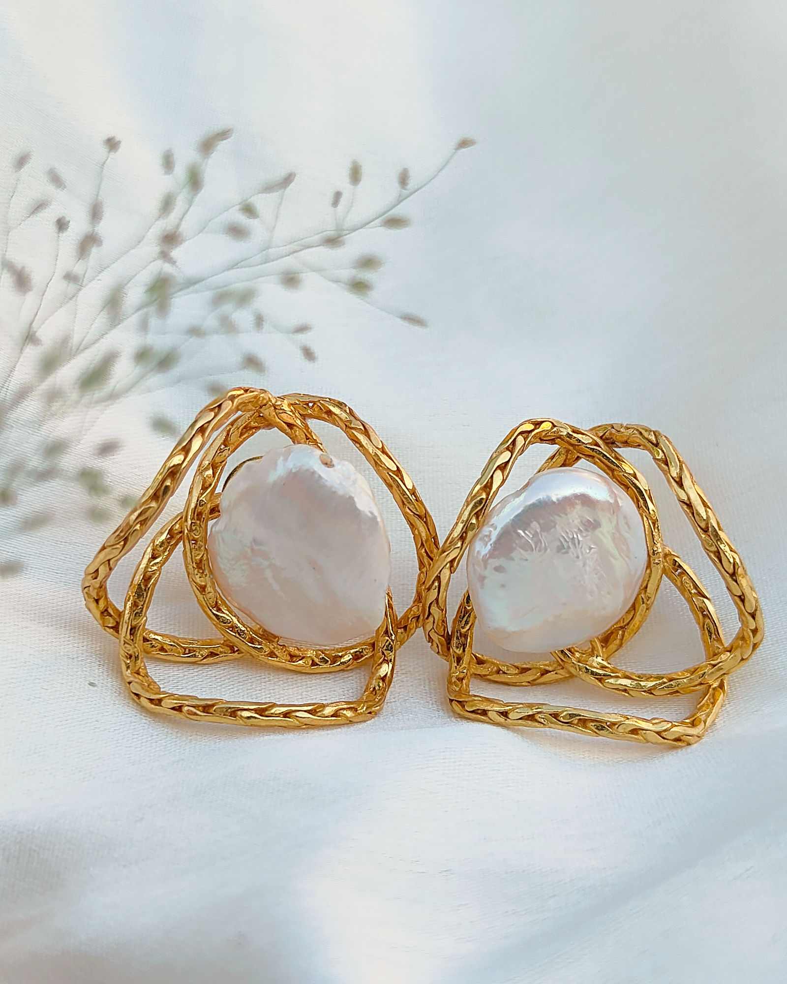 Gold mess studs