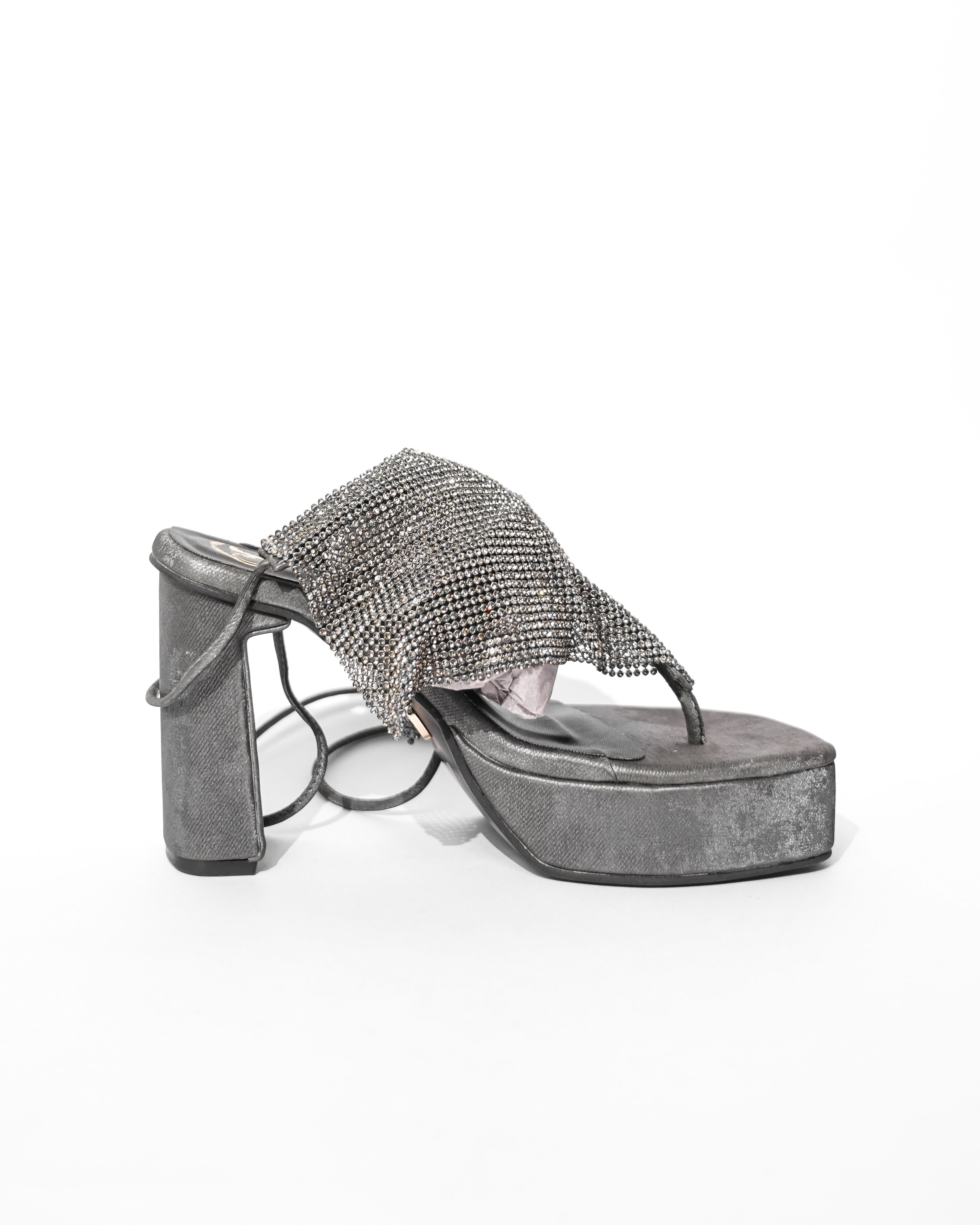 GREY JELLY  ELEVATED