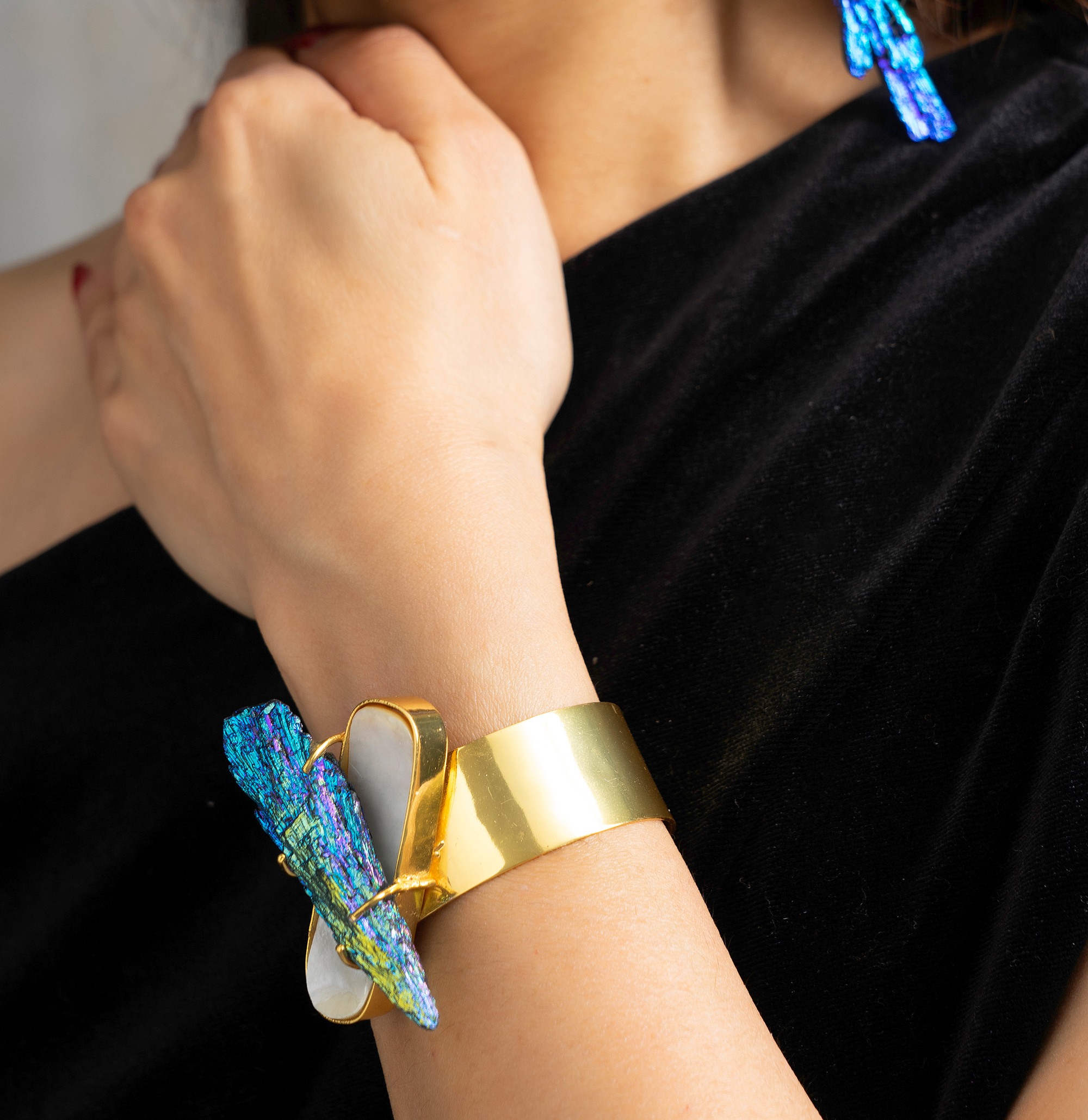 Iridescent cuff bangle
