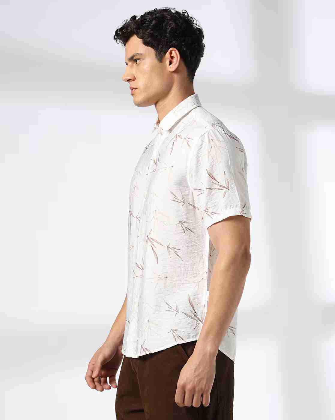 JOHN PLAYERS JEANS | Men Leaf Print Relaxed Fit Shirt|1