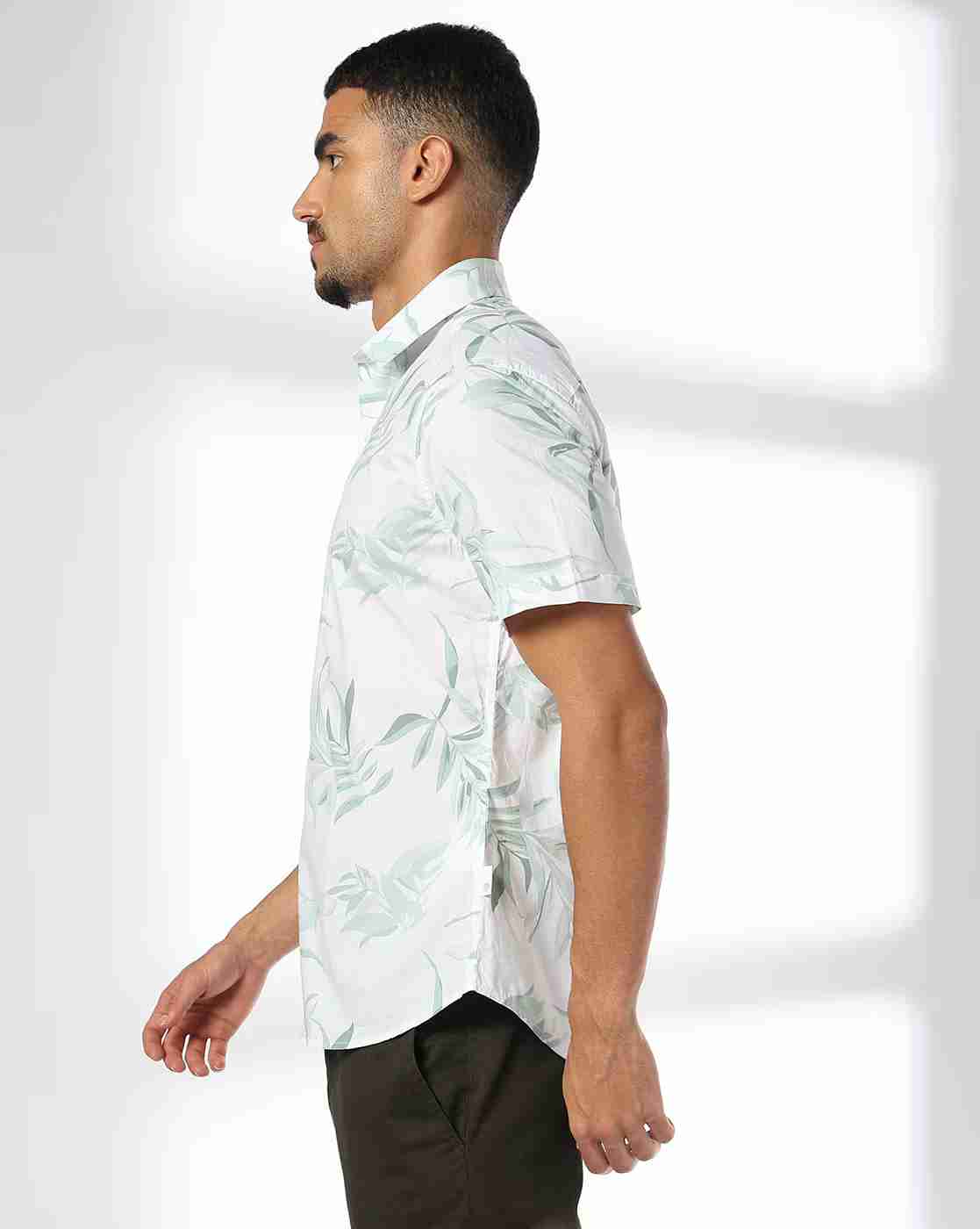JOHN PLAYERS JEANS | Men Leaf Print Relaxed Fit Shirt|1