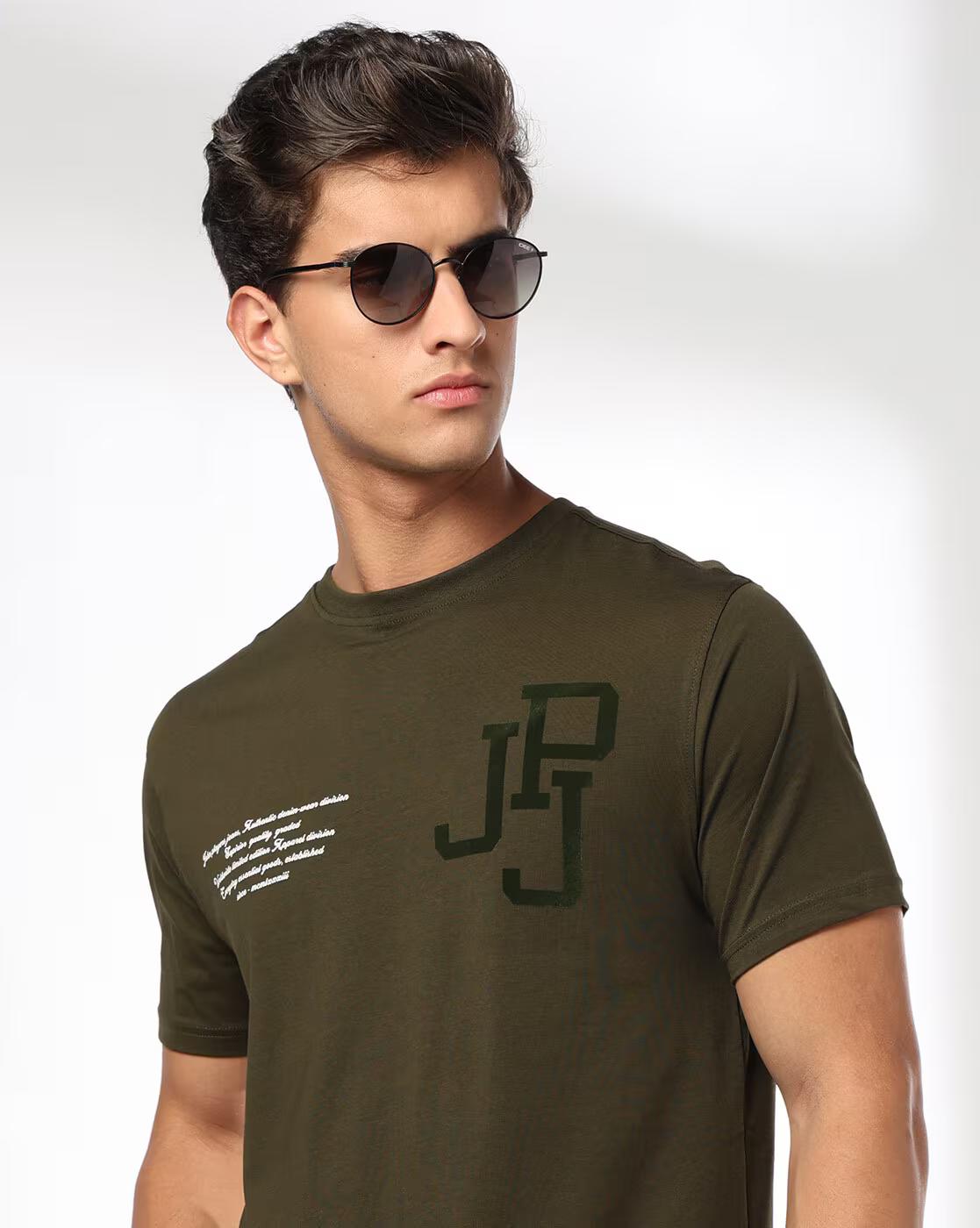 Men Typographic Print Slim Fit Crew-Neck T-Shirt