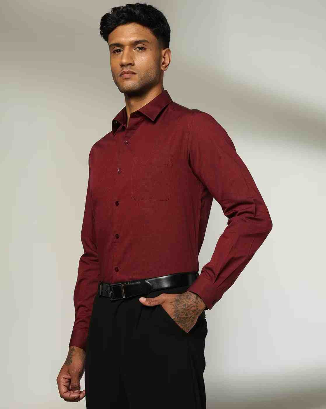 Men Patterned Slim Fit Shirt with Patch Pocket