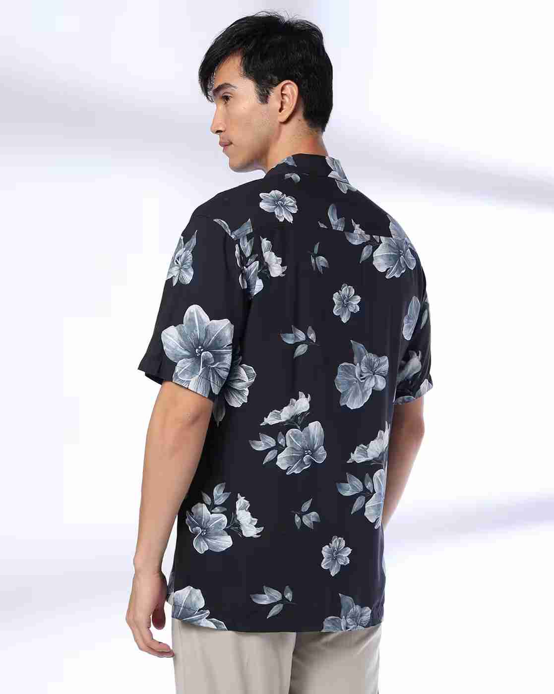John Players | Men Floral Relaxed Fit Resort Shirt|2