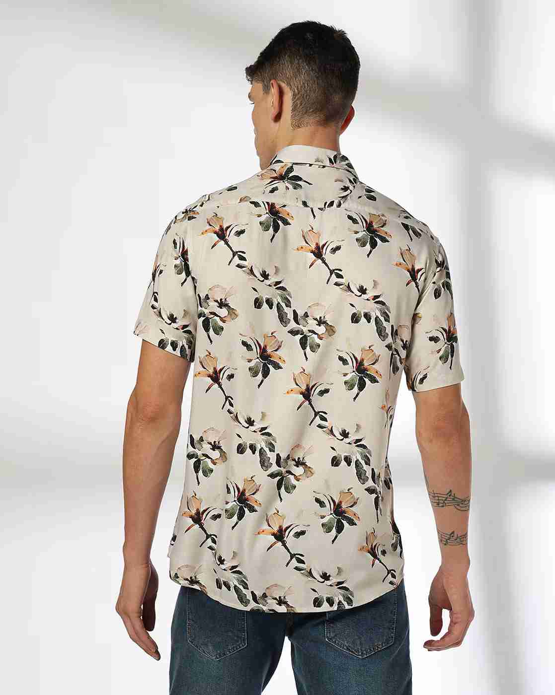 John Players | Men Floral Print Slim Fit Shirt with Patch Pocket|2